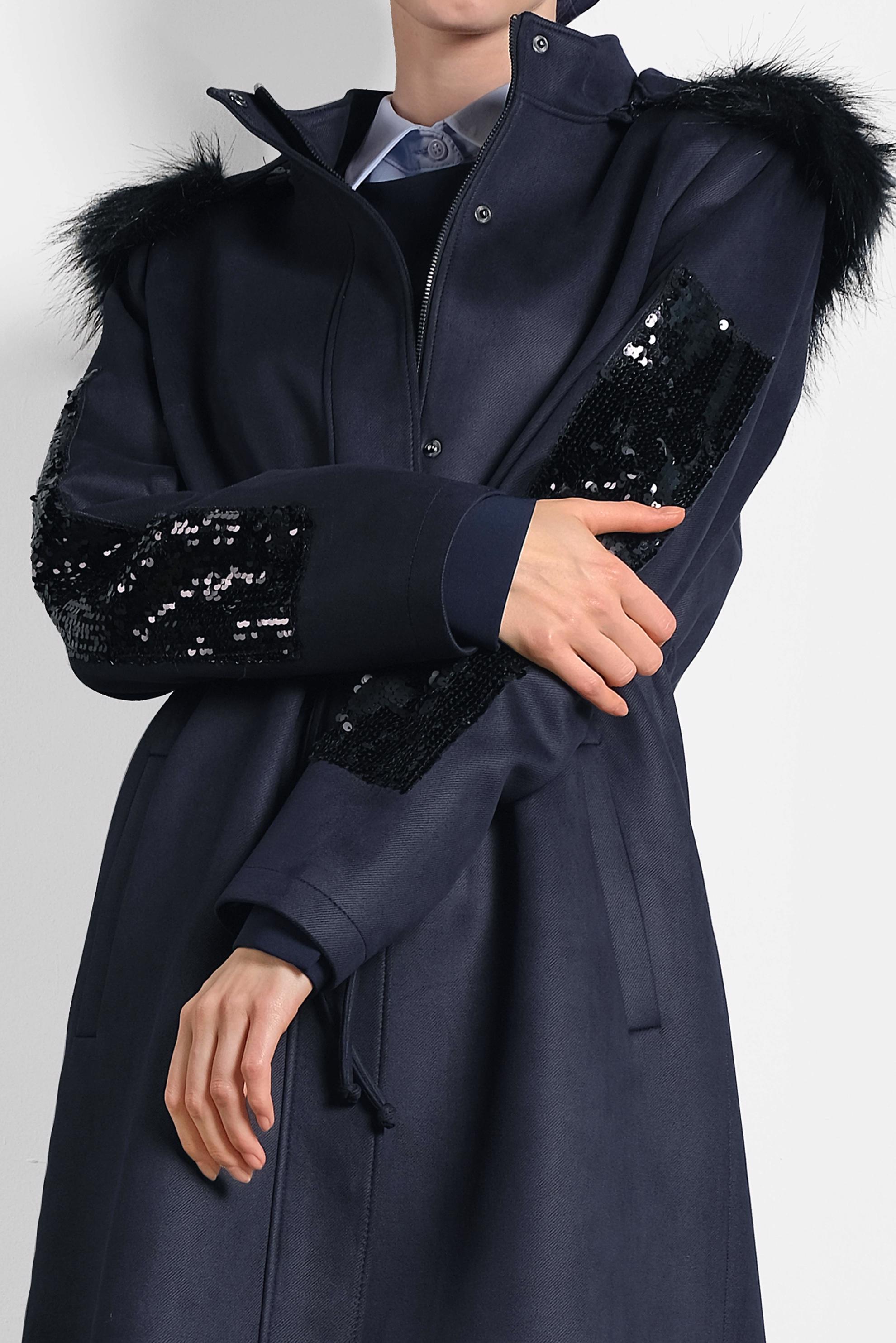 Tesettür giyim LACİVERT KOLLARI PUL PAYET KÜRKLÜ KAPÜŞONLU GABARDİN KABAN 90010 