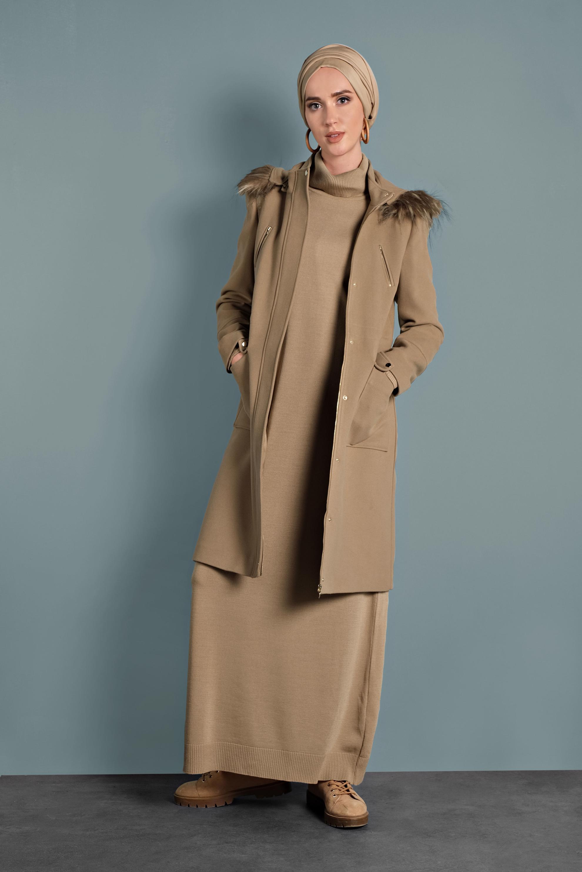 Hijab clothing BROWN FAUX-FUR-TRIM HOODED COAT 90012