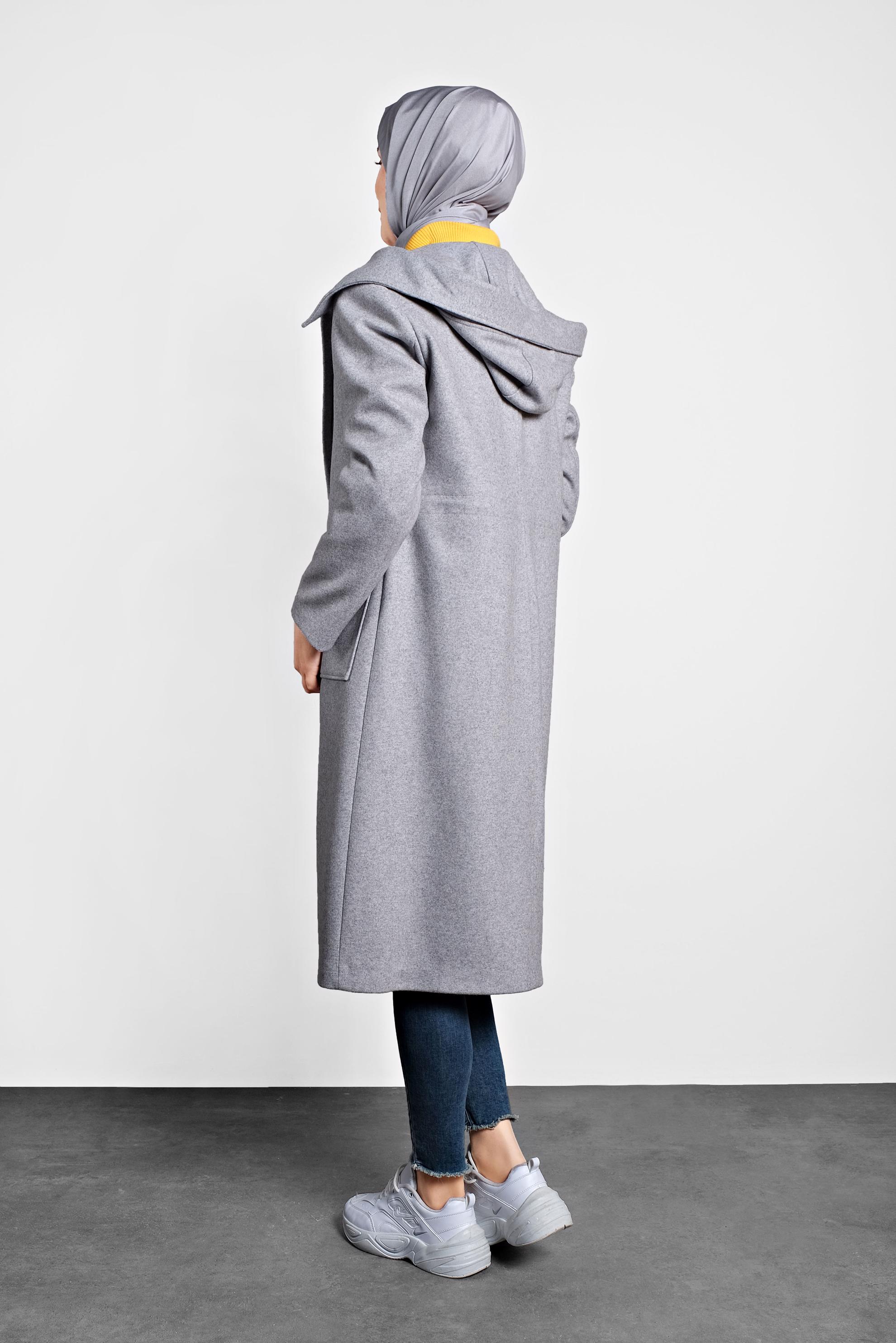 Tesettür giyim GRİ KAPÜŞONLU CEPLİ KABAN 90015 