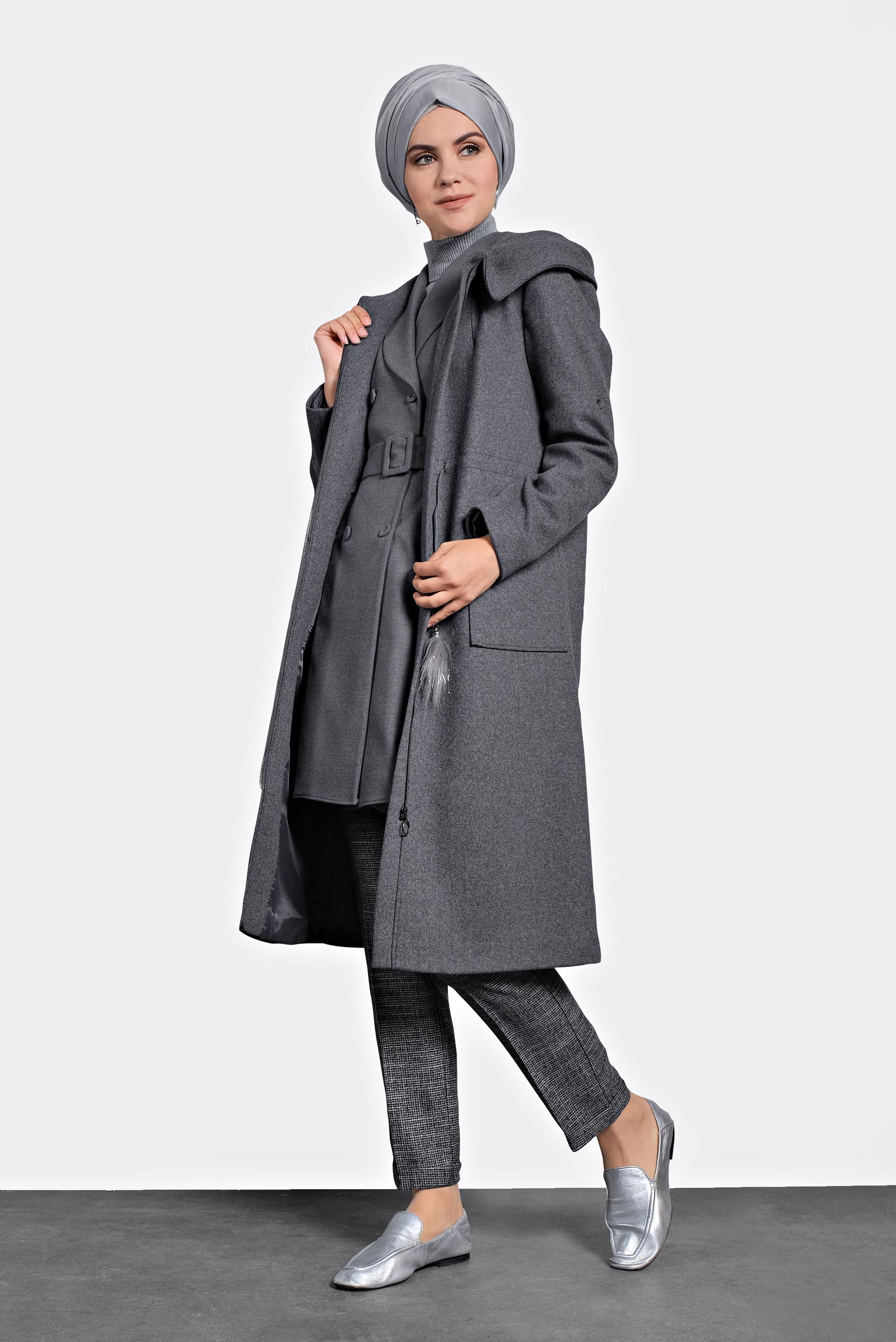 Tesettür giyim GRİ KAPÜŞONLU CEPLİ KABAN 90015 