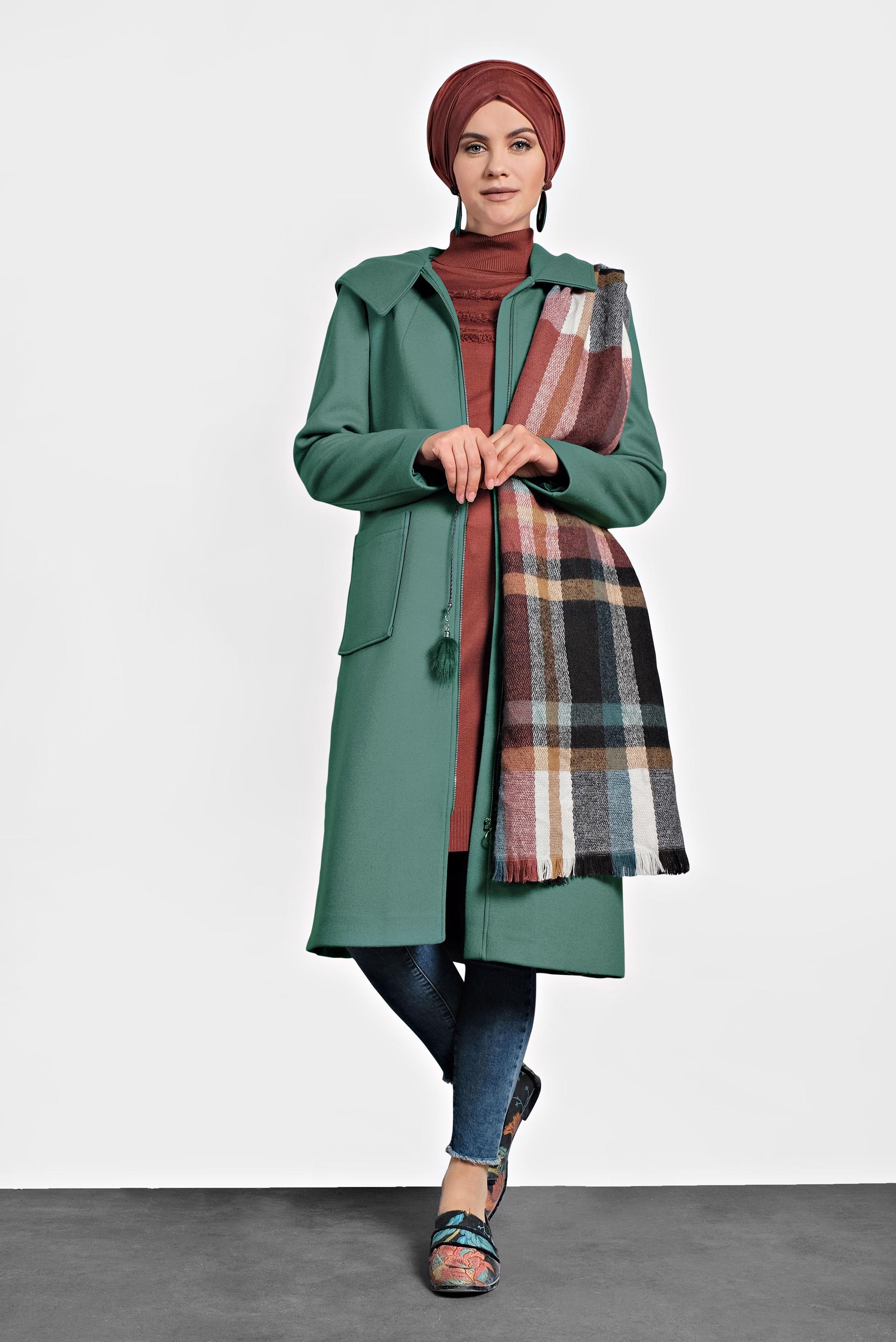 Hijab clothing GREEN HOODED COAT WITH POCKETS 90015