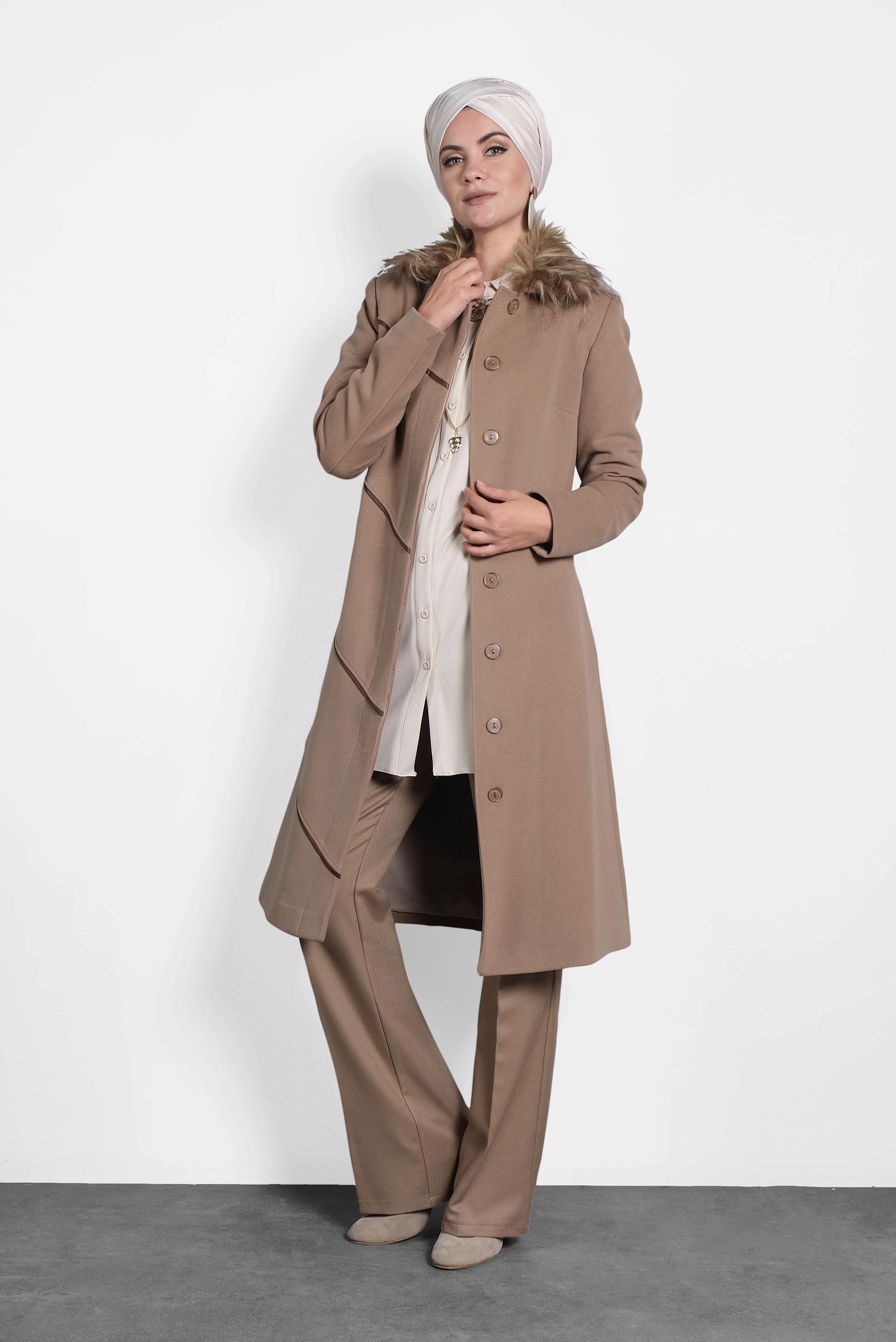 Tesettür giyim KAHVE YAKASI KÜRKLÜ KUŞAKLI KABAN 90016 