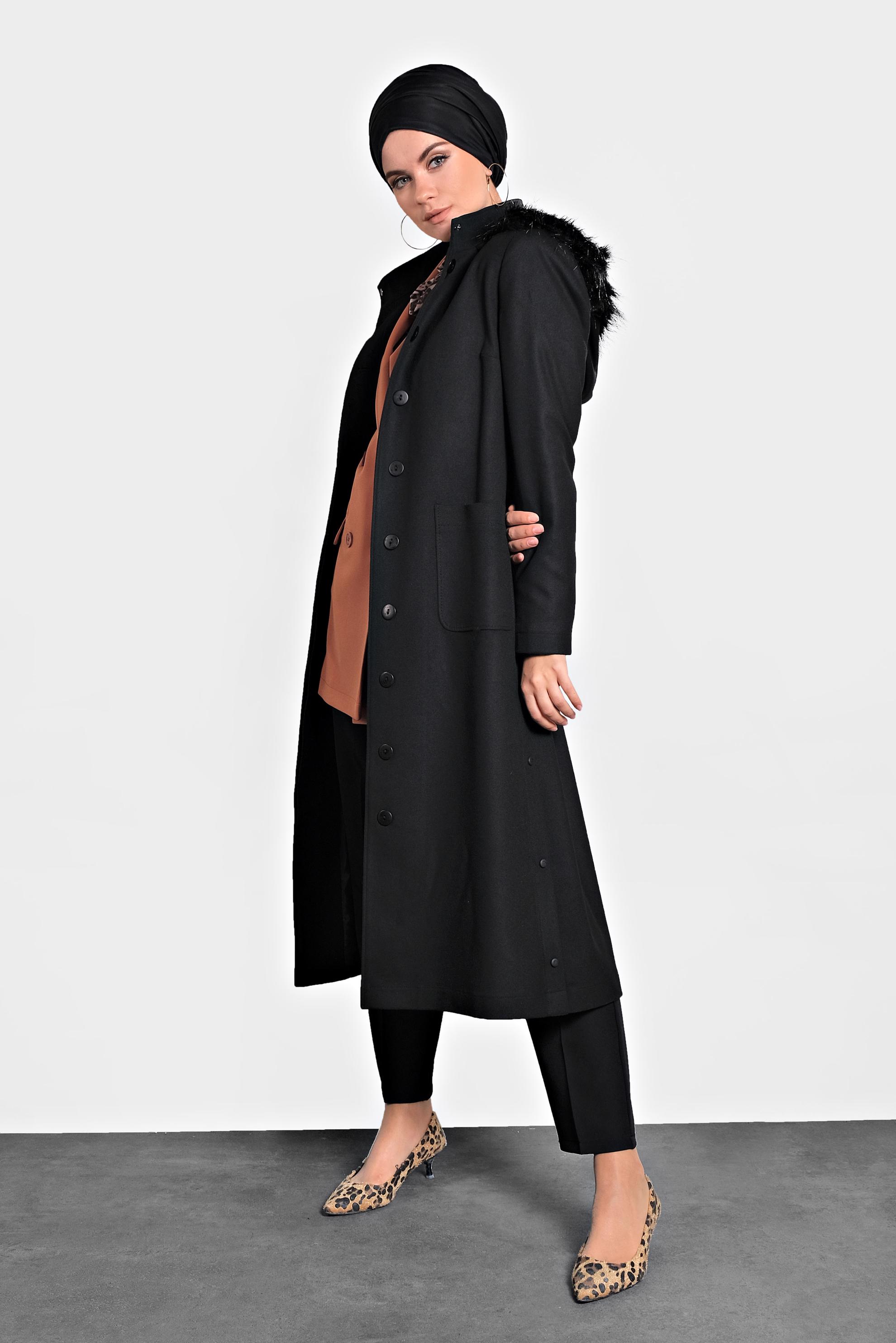 Tesettür giyim SİYAH KAPÜŞONLU KUŞAKLI KABAN 90021 