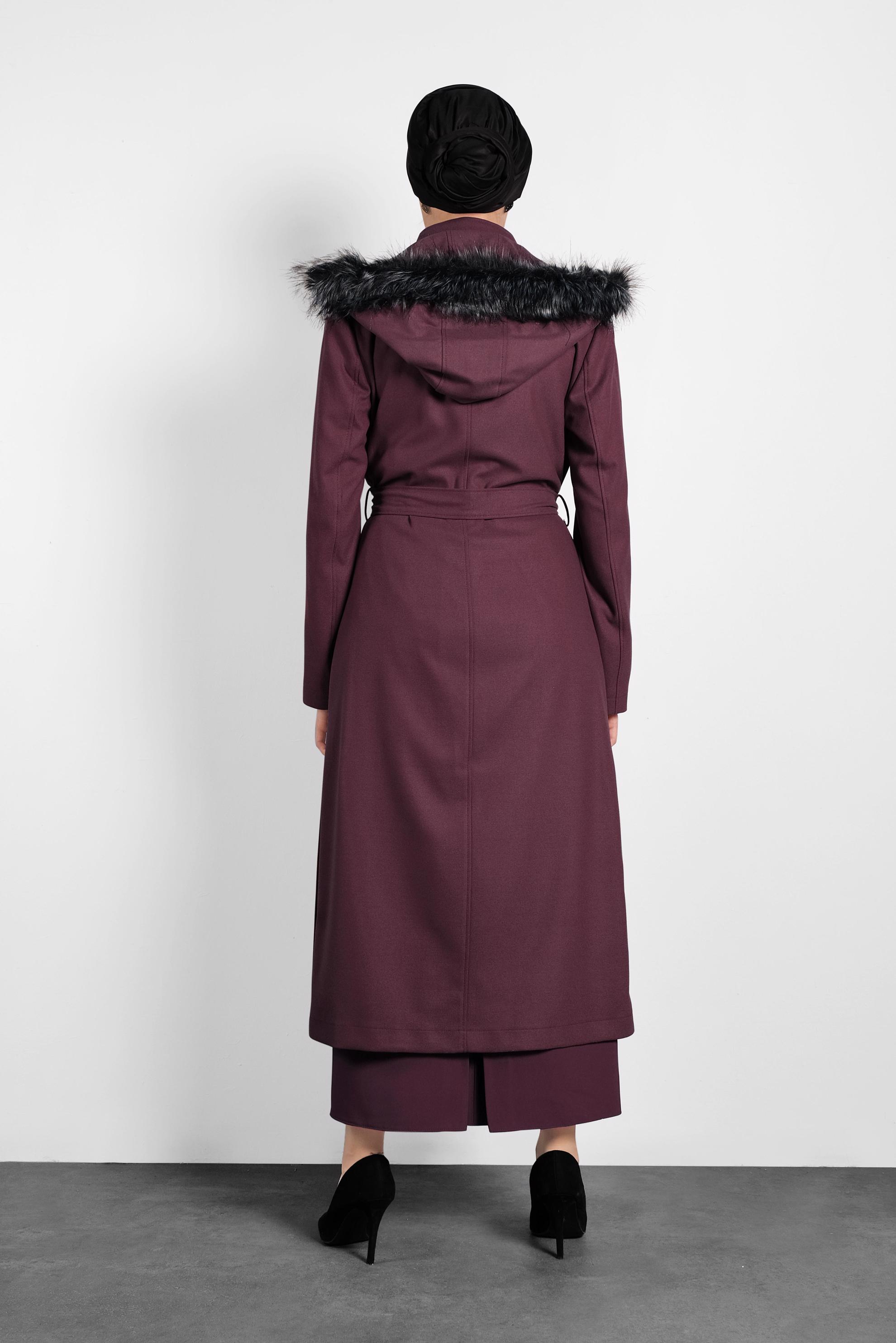 Tesettür giyim BORDO KAPÜŞONLU KUŞAKLI KABAN 90021 