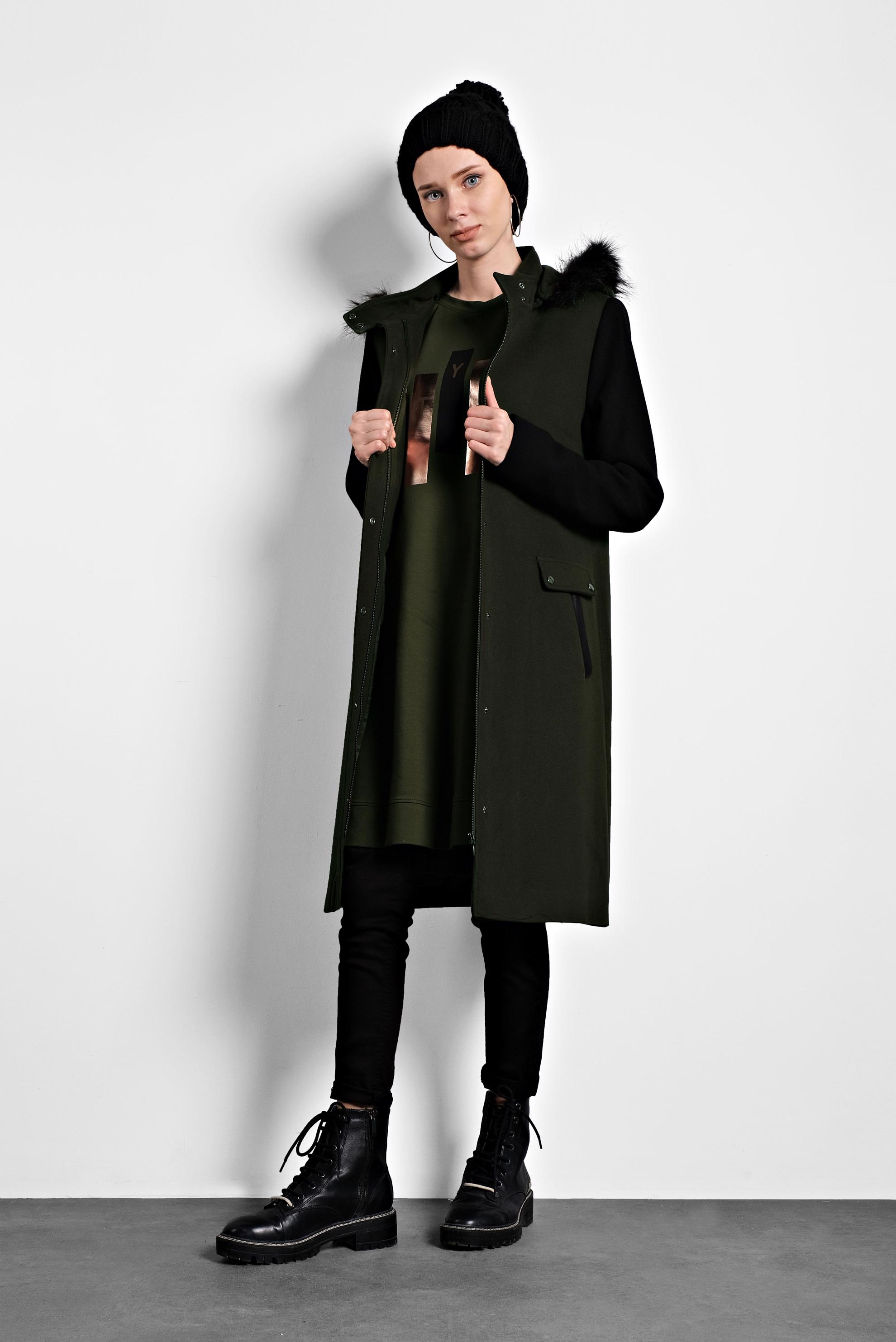 Tesettür giyim HAKİ KAPÜŞONLU CEPLİ KABAN 90023