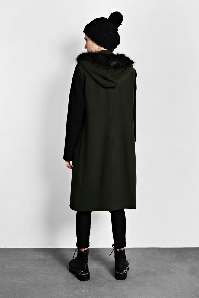 Tesettür giyim HAKİ KAPÜŞONLU CEPLİ KABAN 90023 - ALVİNA