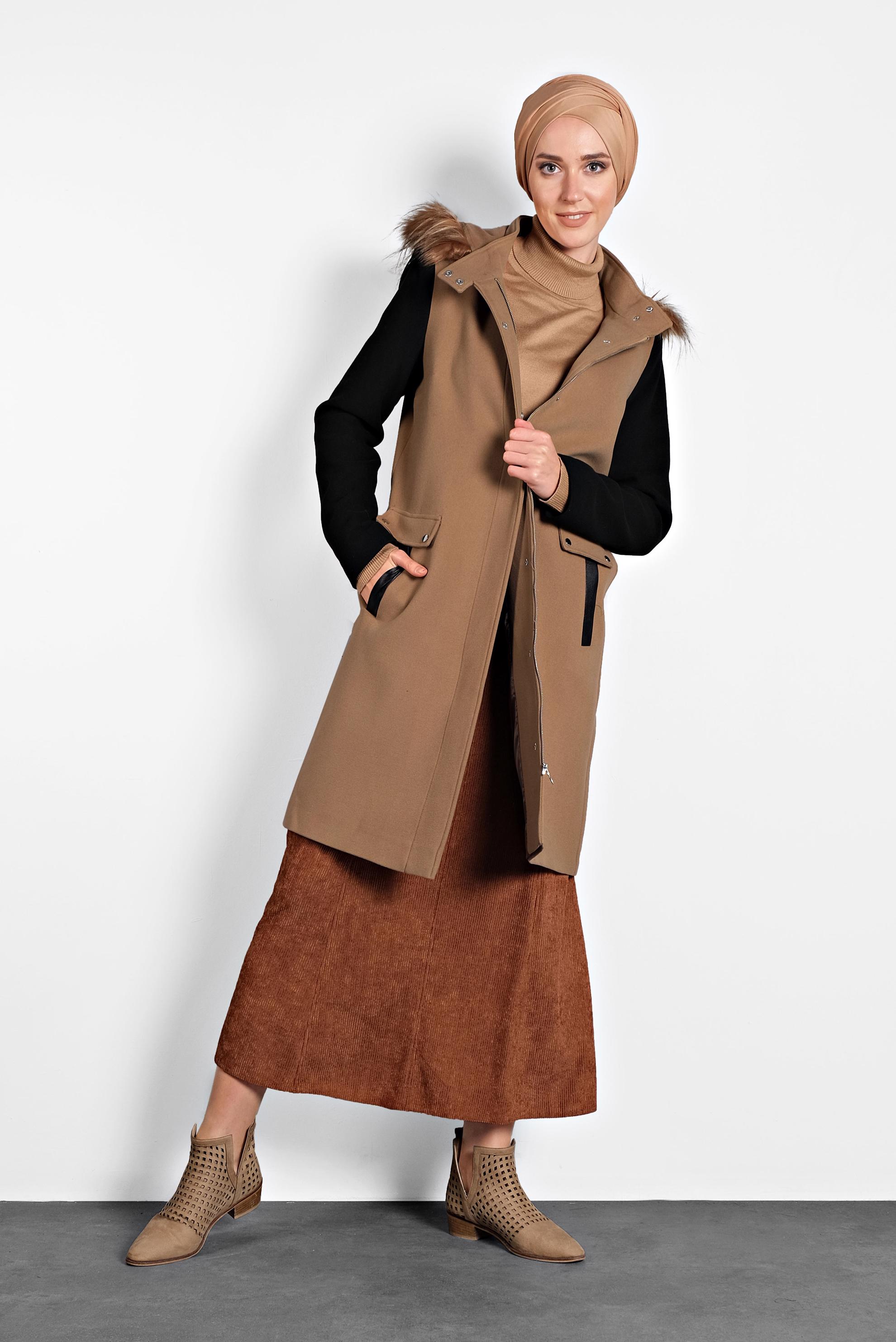 Tesettür giyim TABA KAPÜŞONLU CEPLİ KABAN 90023