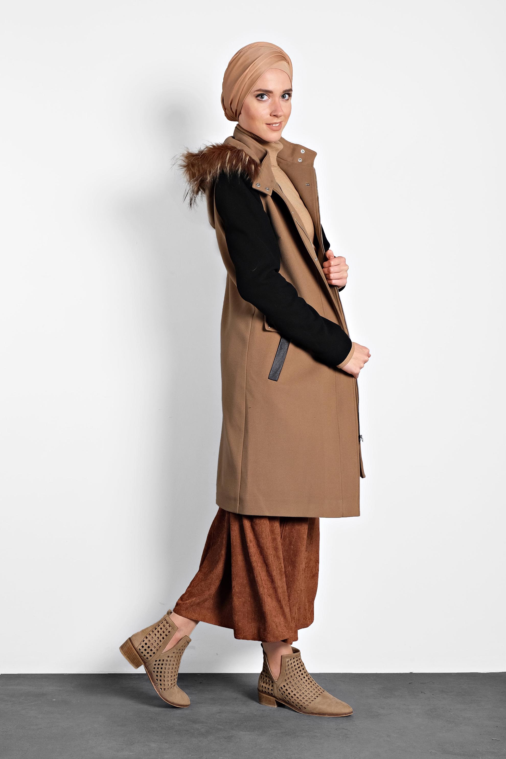 Tesettür giyim TABA KAPÜŞONLU CEPLİ KABAN 90023