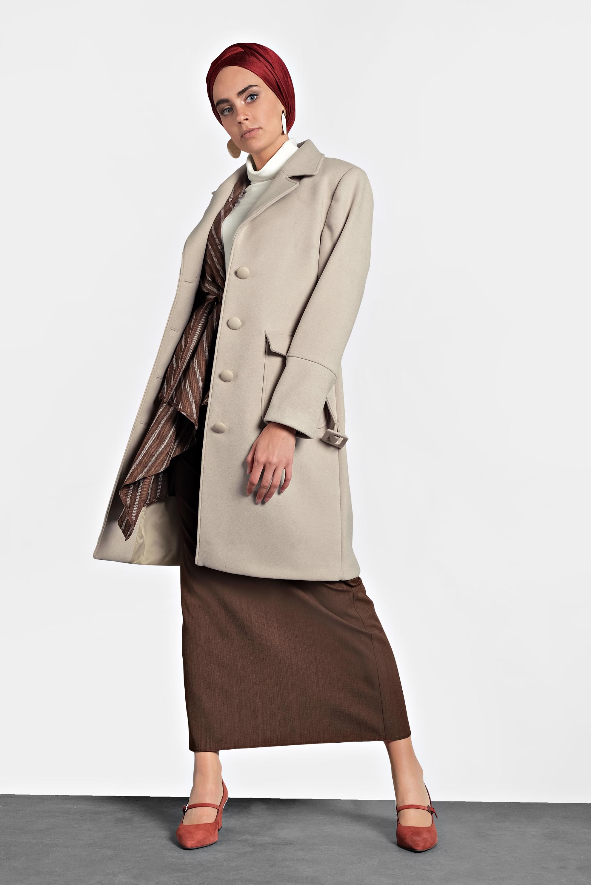 Tesettür giyim BEJ KLASİK KABAN 90024 