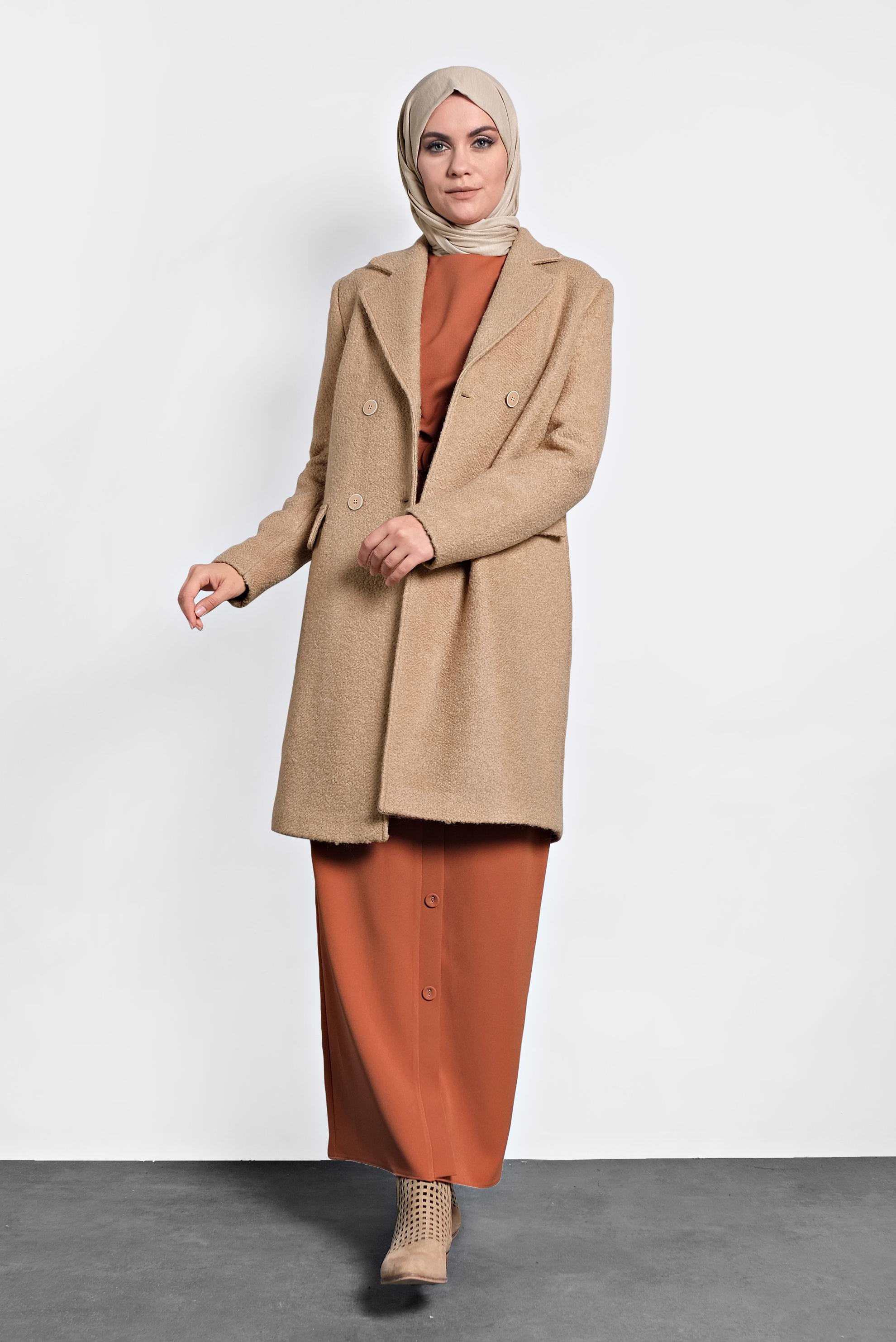 Tesettür giyim KAHVE DÜĞMELİ KLASİK KABAN 90026 