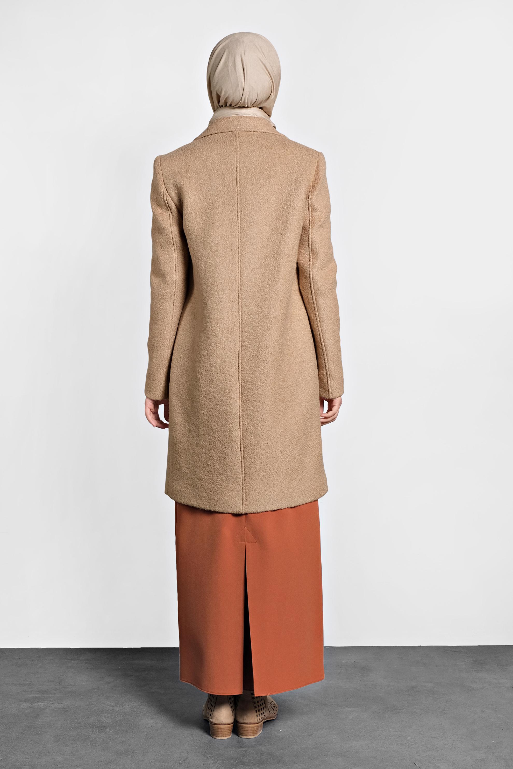 Tesettür giyim KAHVE DÜĞMELİ KLASİK KABAN 90026 