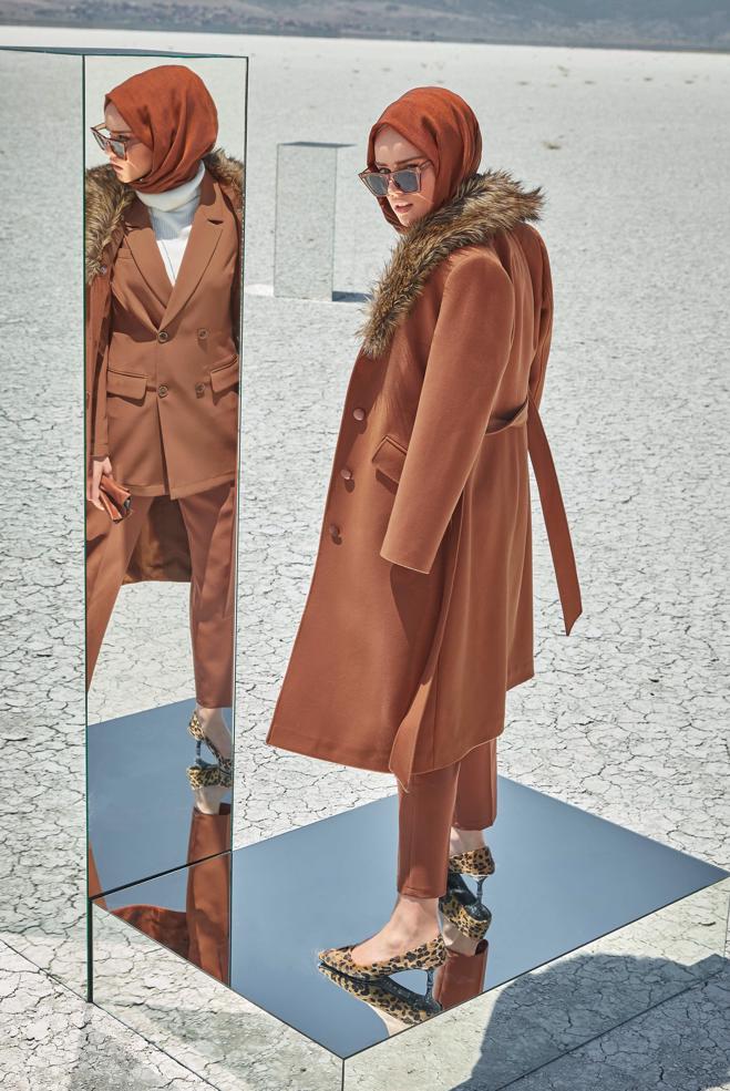 Tesettür giyim  Çarpıcı Duruş - ALVİNA