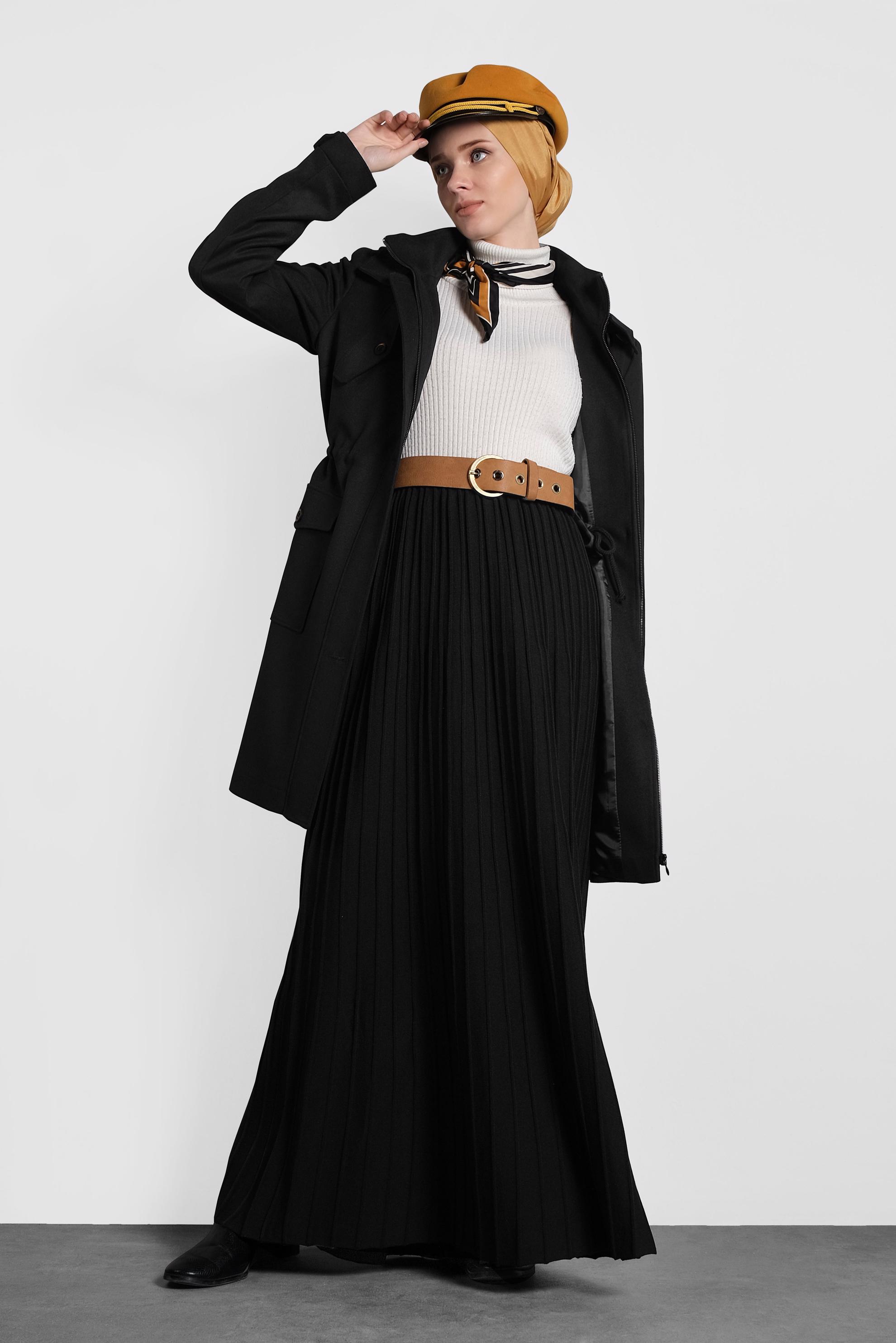 Tesettür giyim SİYAH KAPÜŞONLU KABAN 90034 