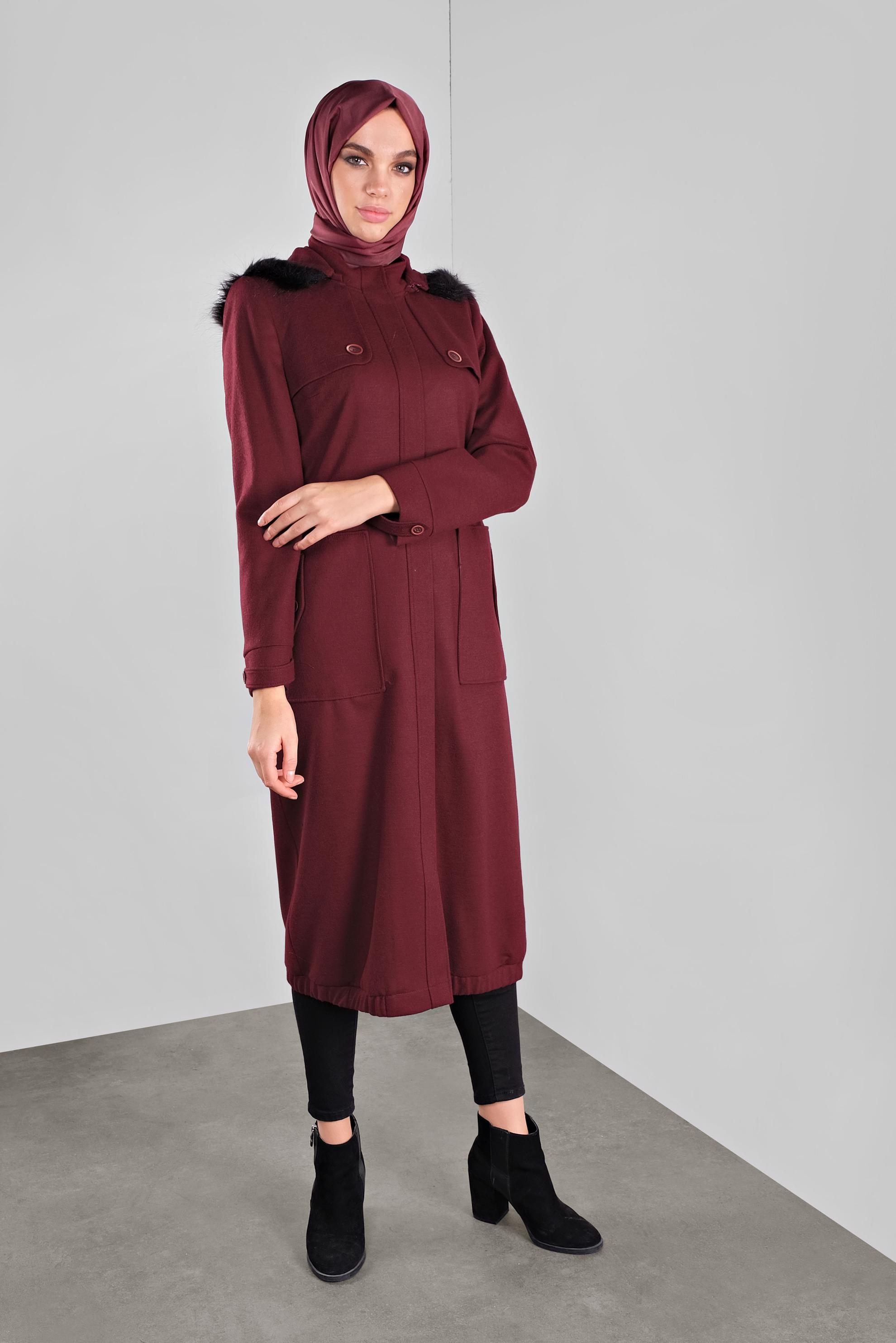 Tesettür giyim BORDO KAPÜŞONU KÜRKLÜ KABAN 90041