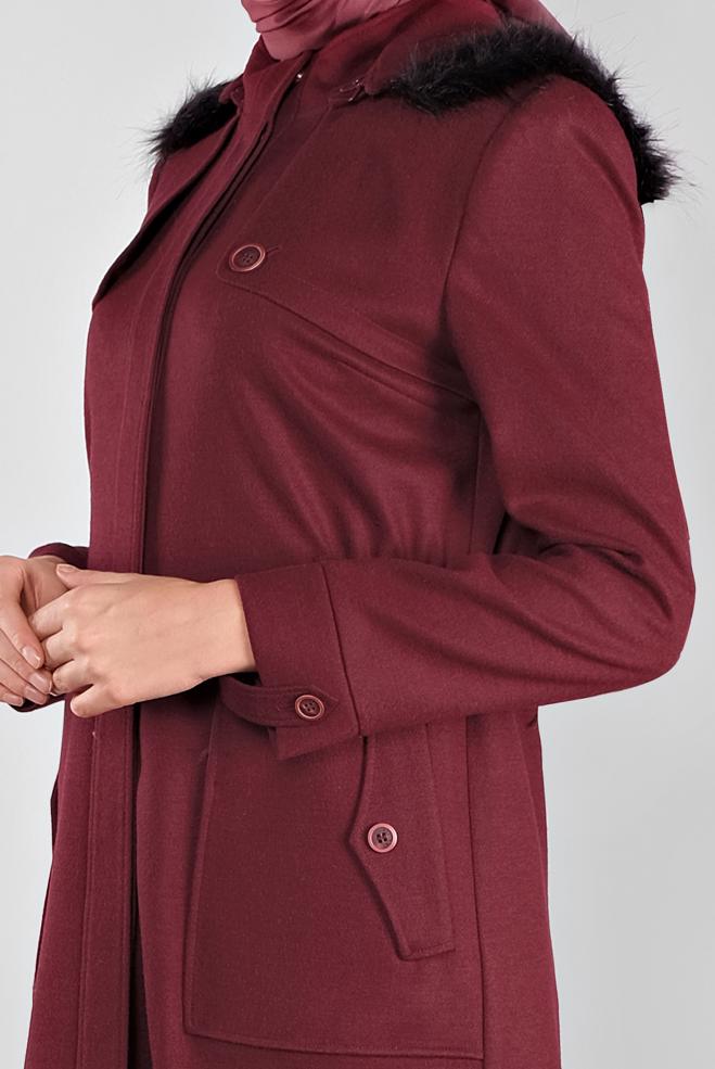 Tesettür giyim BORDO KAPÜŞONU KÜRKLÜ KABAN 90041 - ALVİNA