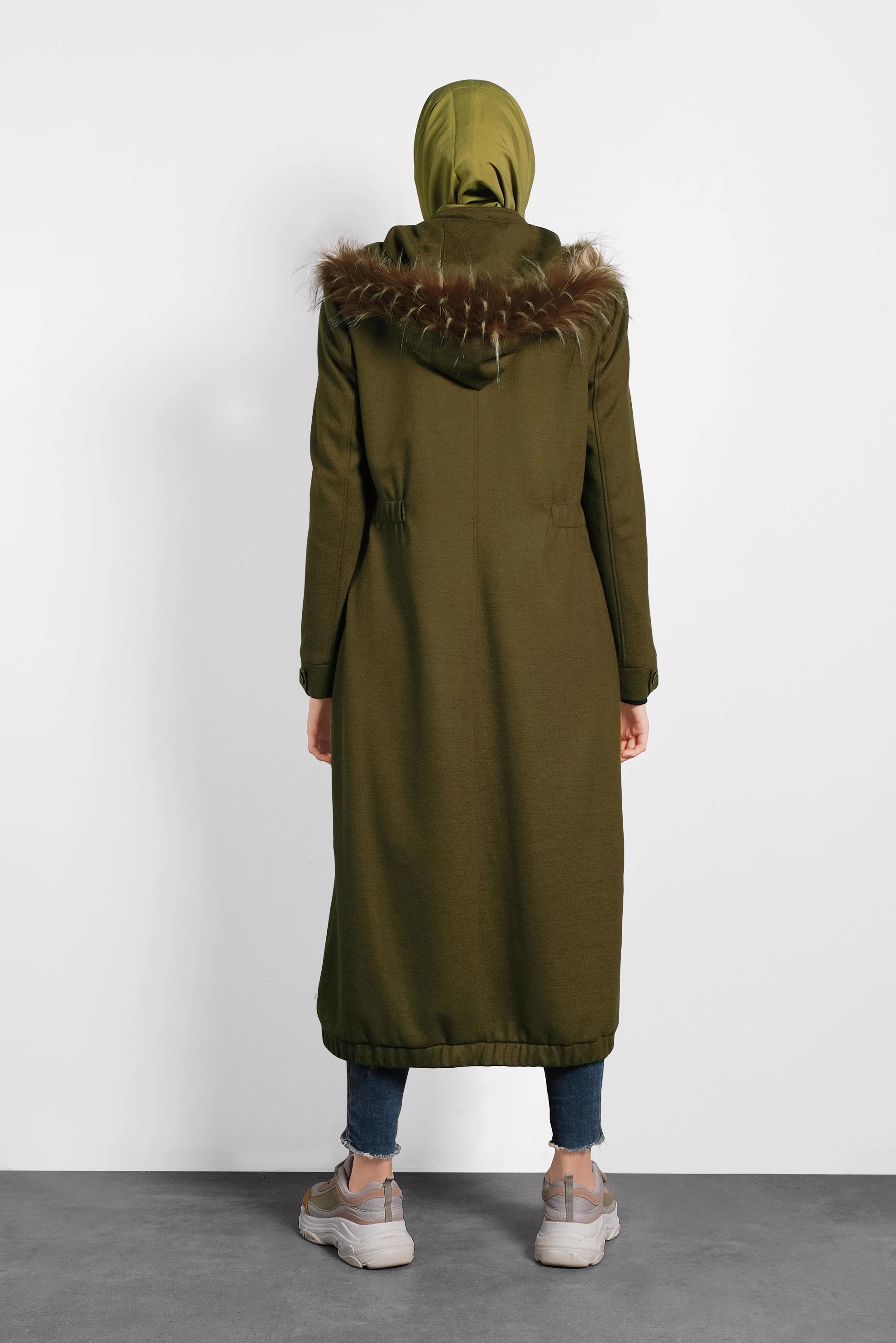 Tesettür giyim HAKİ KAPÜŞONU KÜRKLÜ KABAN 90041