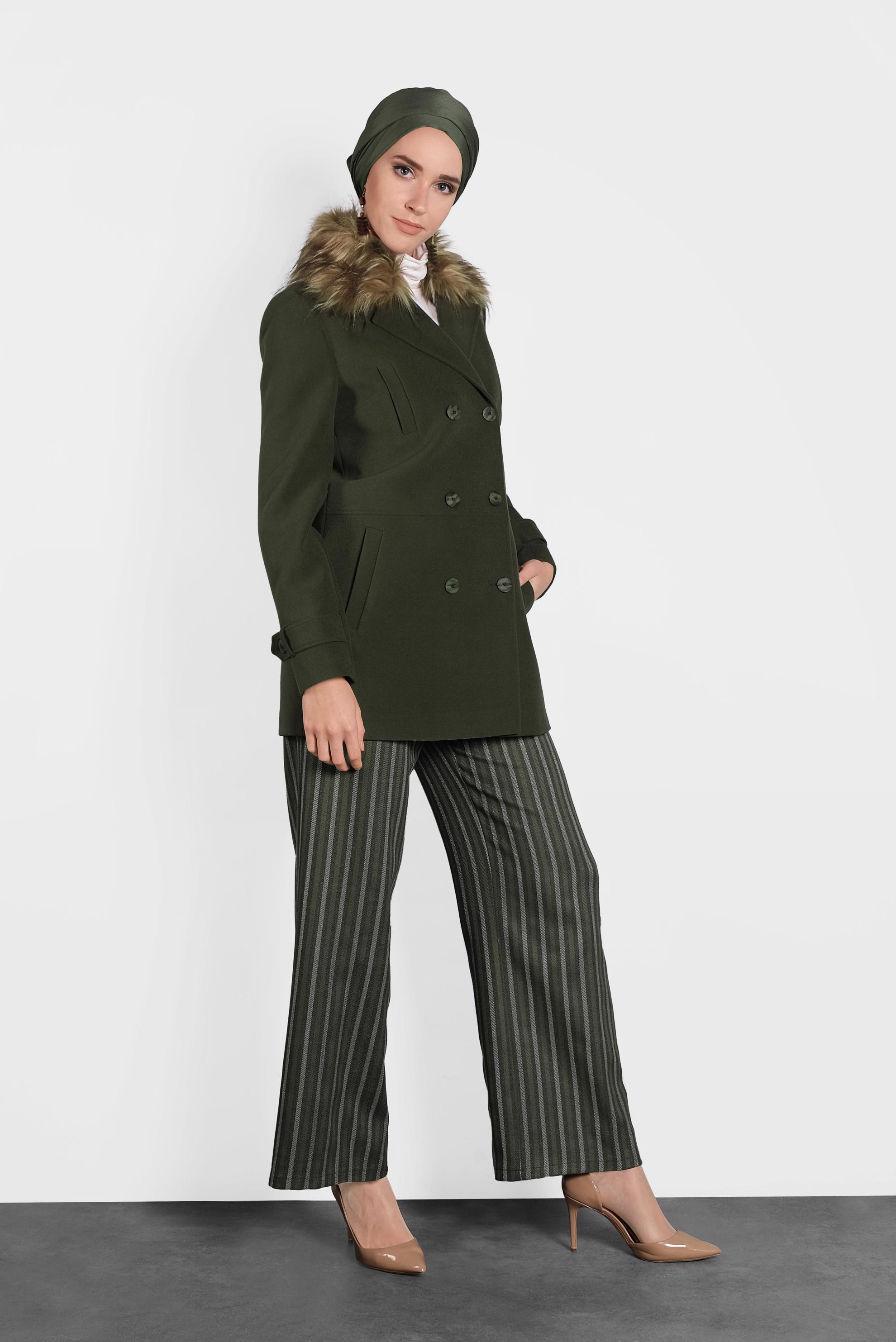 Tesettür giyim HAKİ YAKASI KÜRKLÜ KABAN 90043 