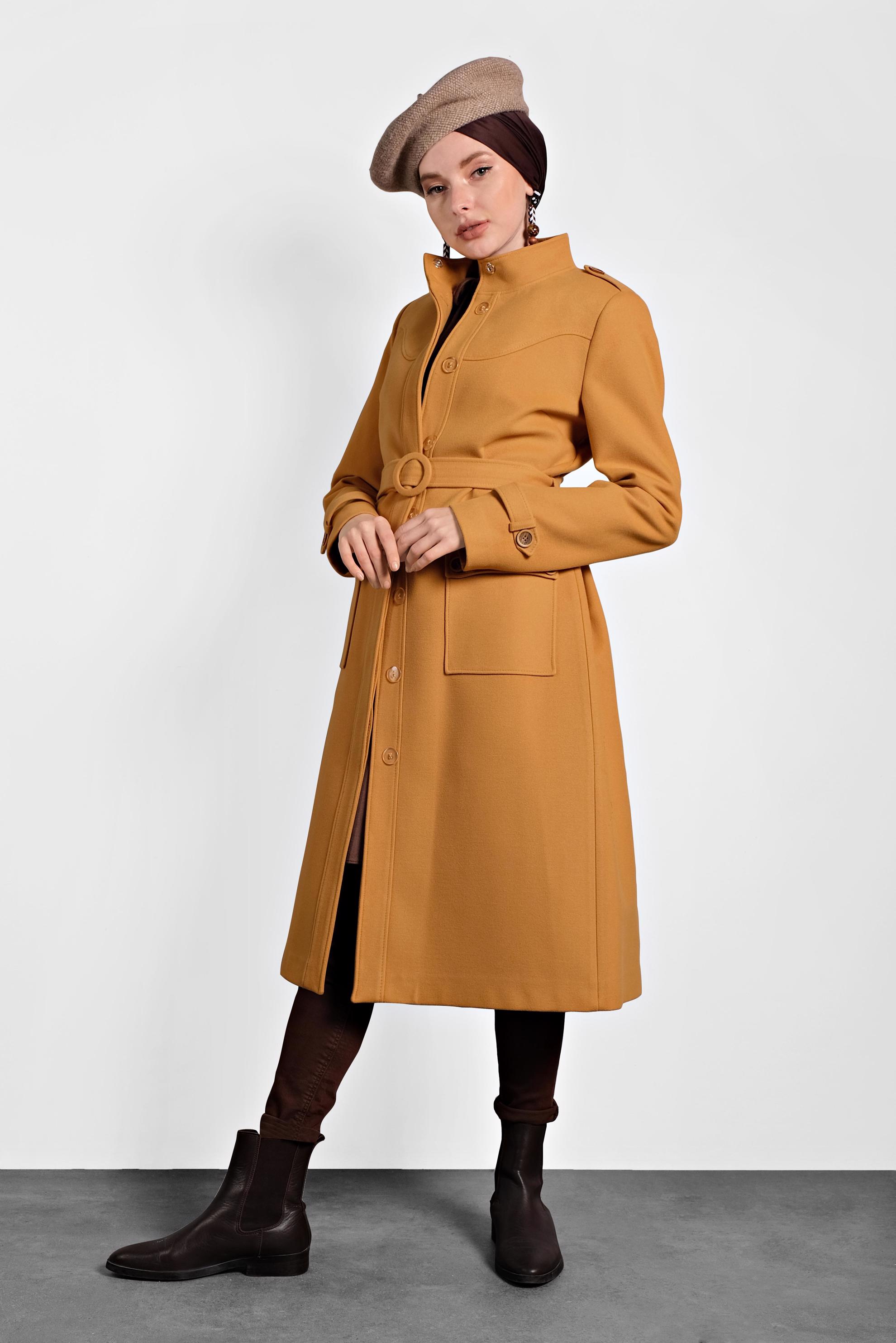 Tesettür giyim SARI KEMERLİ DÜĞMELİ KABAN 90045