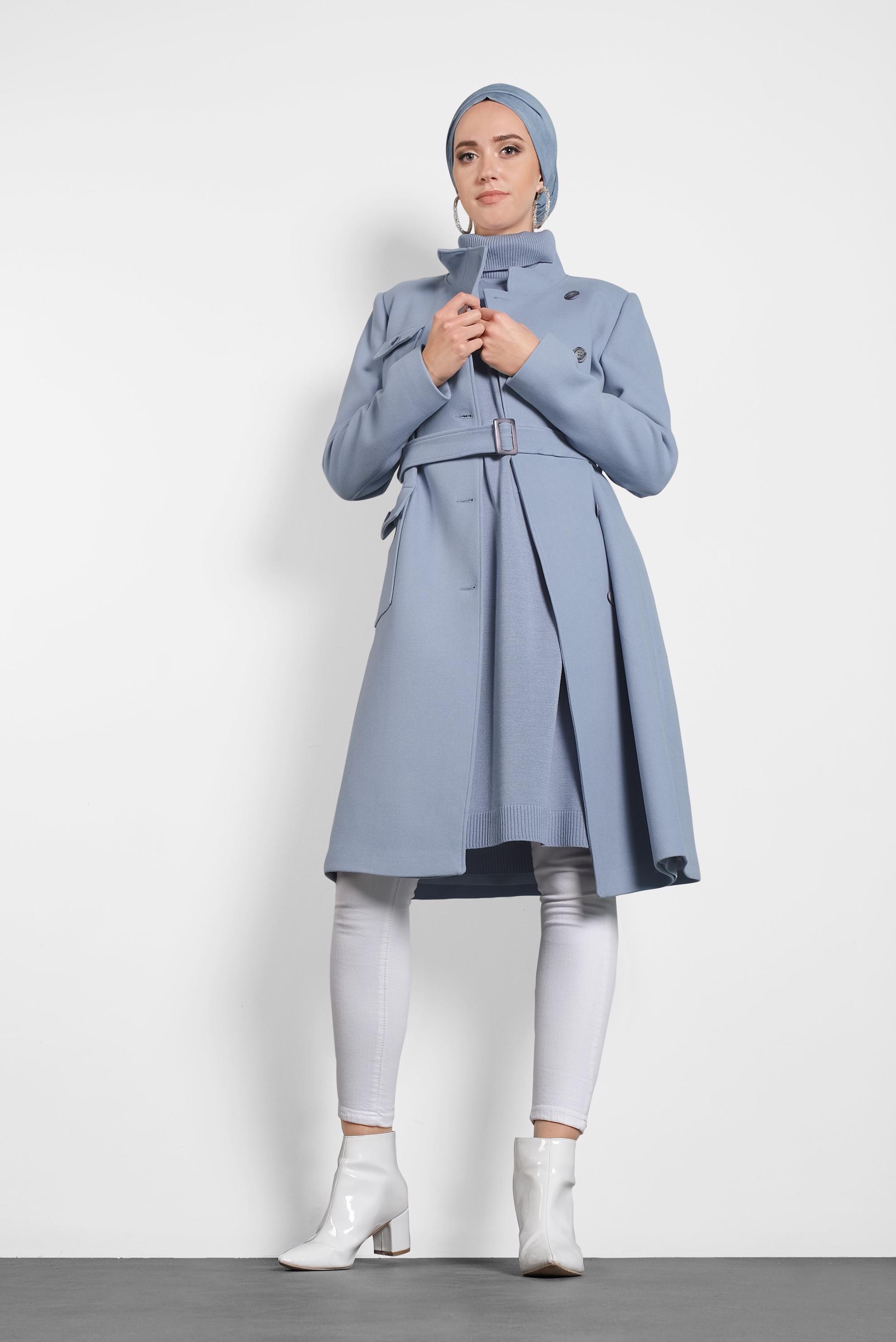 Tesettür giyim MAVİ DÜĞMELİ KEMERLİ KAŞE KABAN  90046 