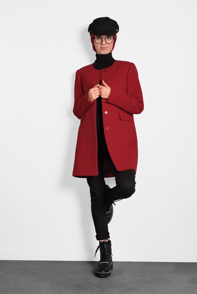 Tesettür giyim KIRMIZI BİSİKLET YAKA DÜĞMELİ KABAN 90051  - ALVİNA