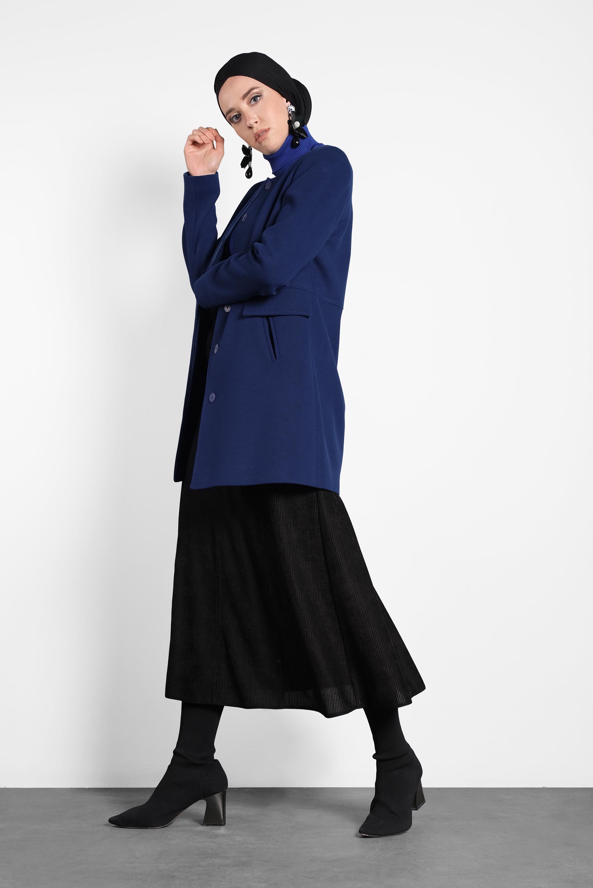 Tesettür giyim MAVİ BİSİKLET YAKA DÜĞMELİ KABAN 90051 