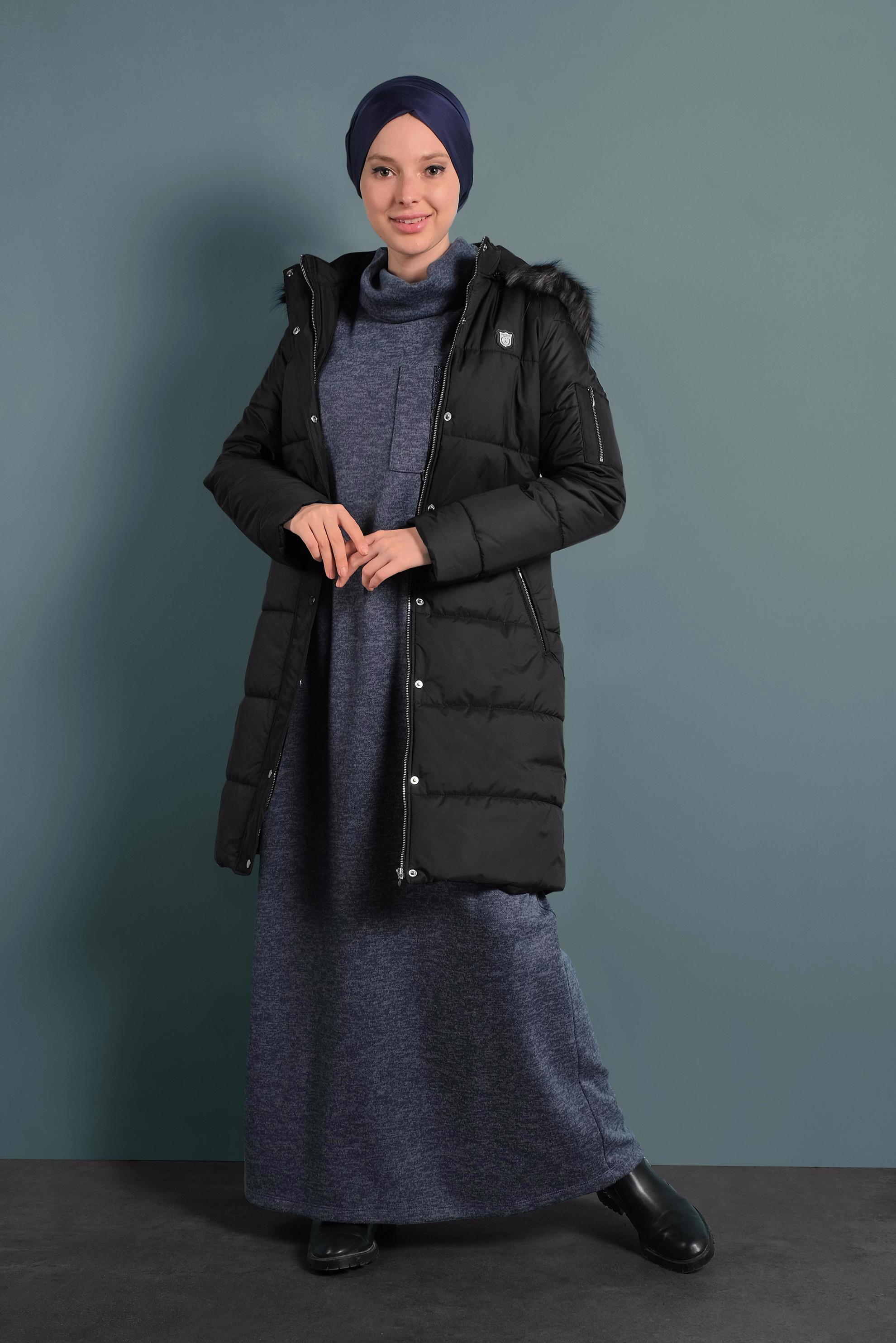 Tesettür giyim SİYAH KAPÜŞONLU ŞİŞME KABAN 90054 