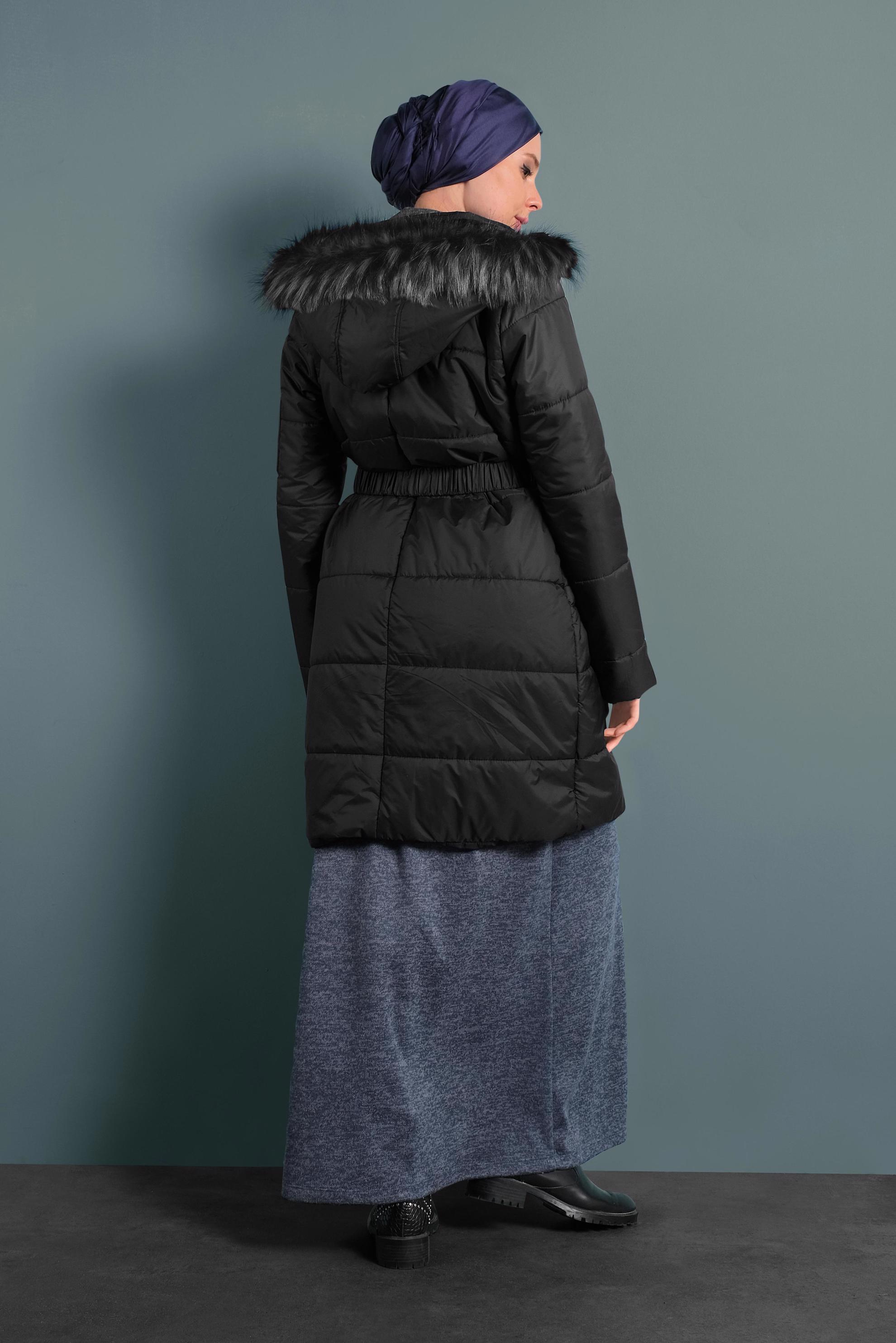 Tesettür giyim SİYAH KAPÜŞONLU ŞİŞME KABAN 90054 