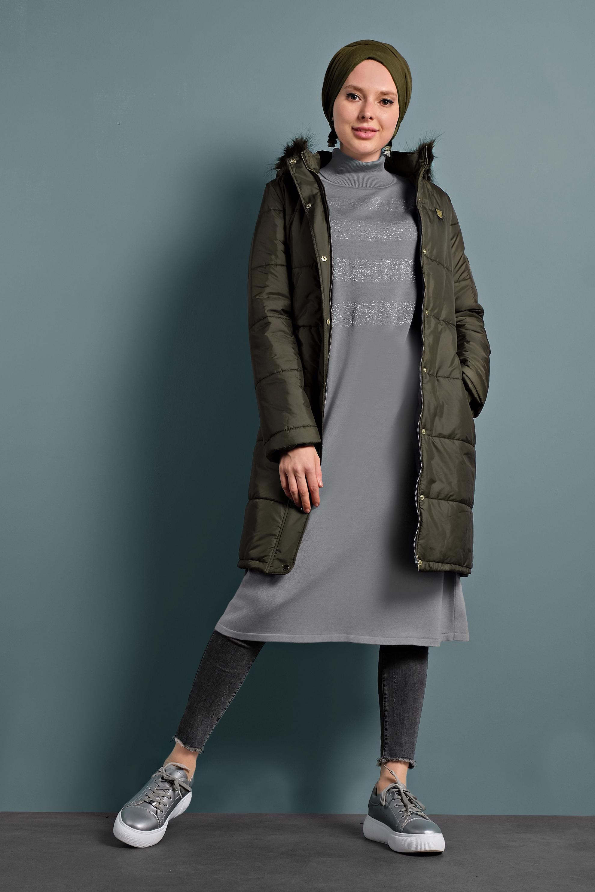 Tesettür giyim HAKİ KAPÜŞONLU ŞİŞME KABAN 90054 