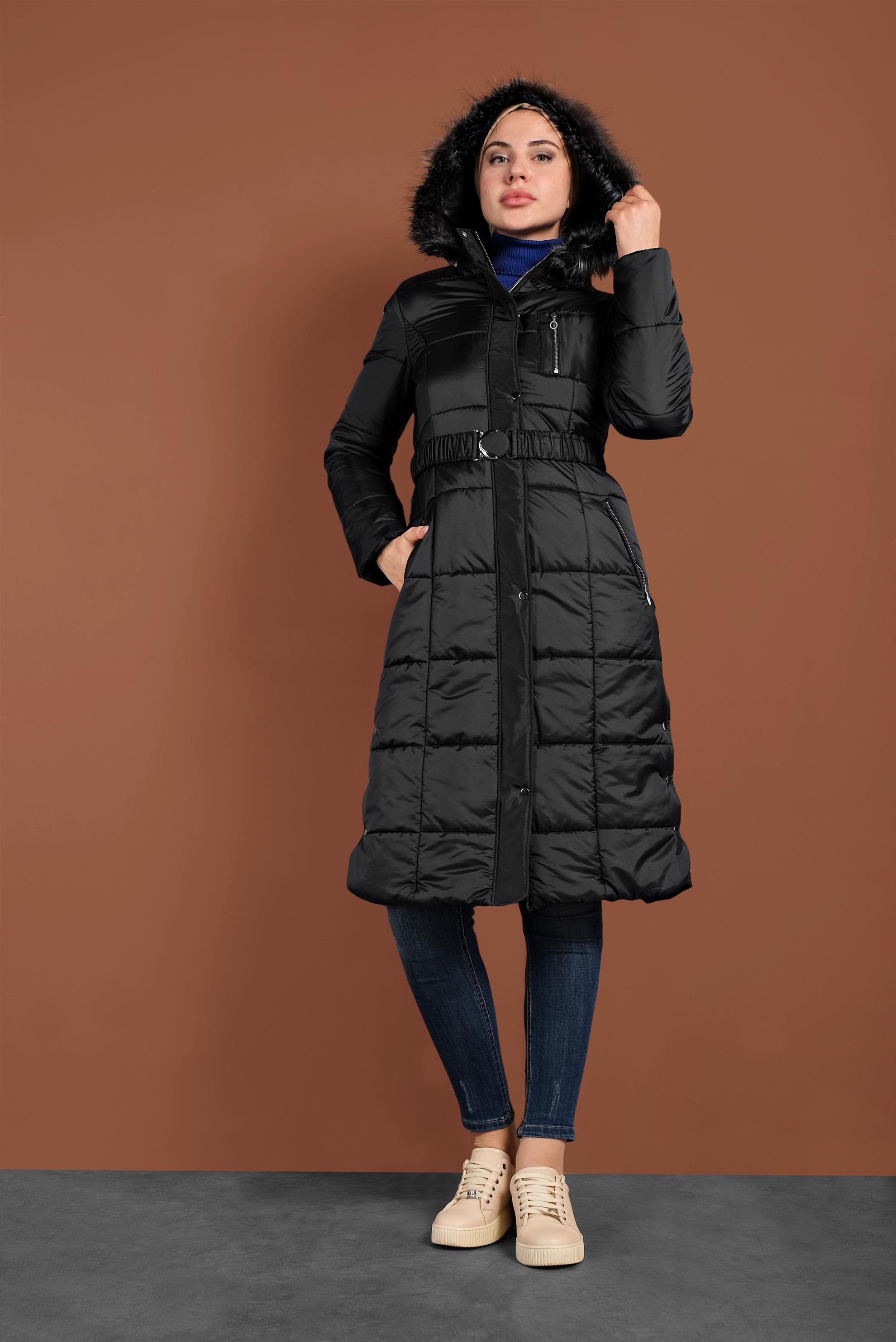 Tesettür giyim SİYAH YANLARI ÇITÇITLI KAPİTONE KABAN 90056 