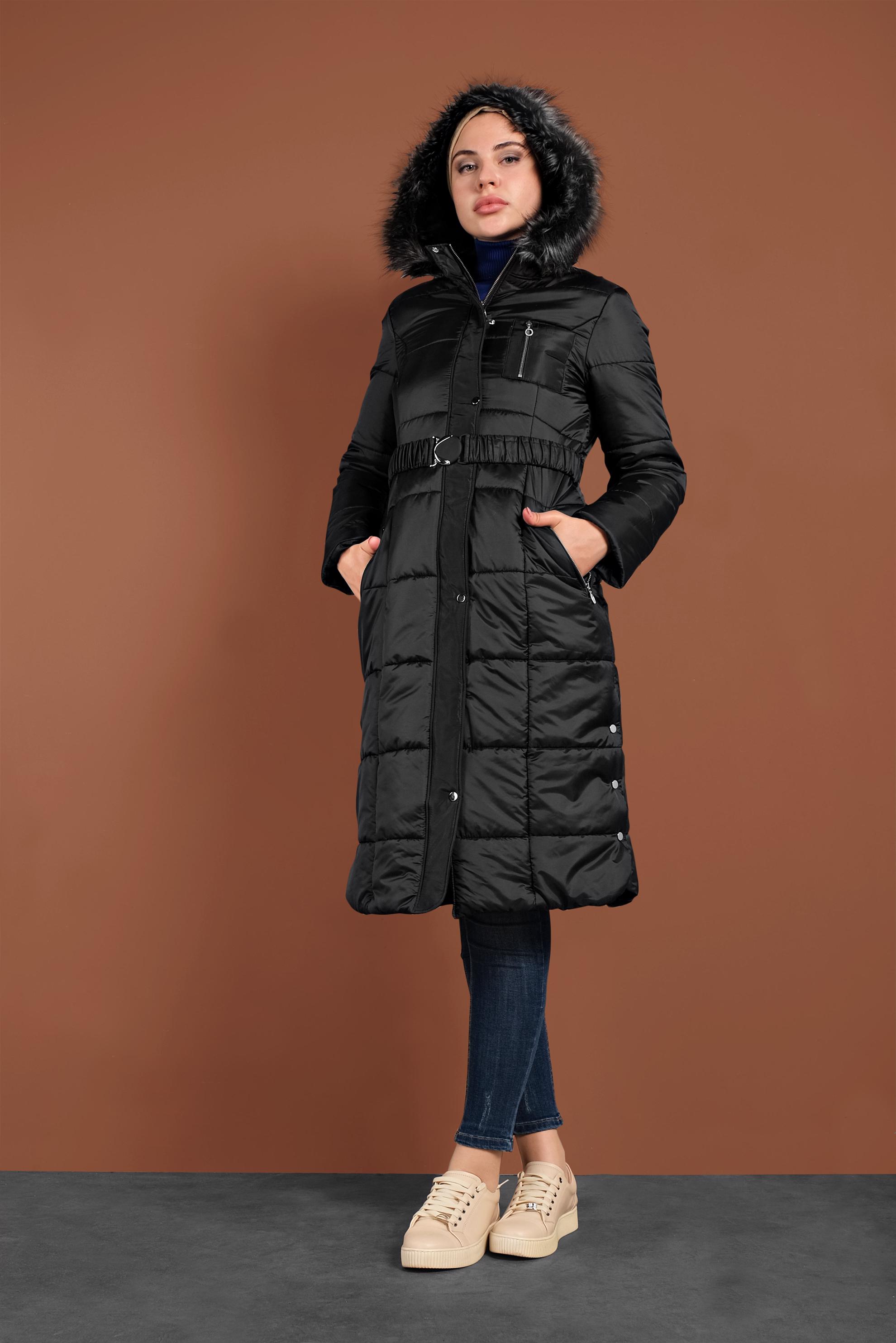 Tesettür giyim SİYAH YANLARI ÇITÇITLI KAPİTONE KABAN 90056 