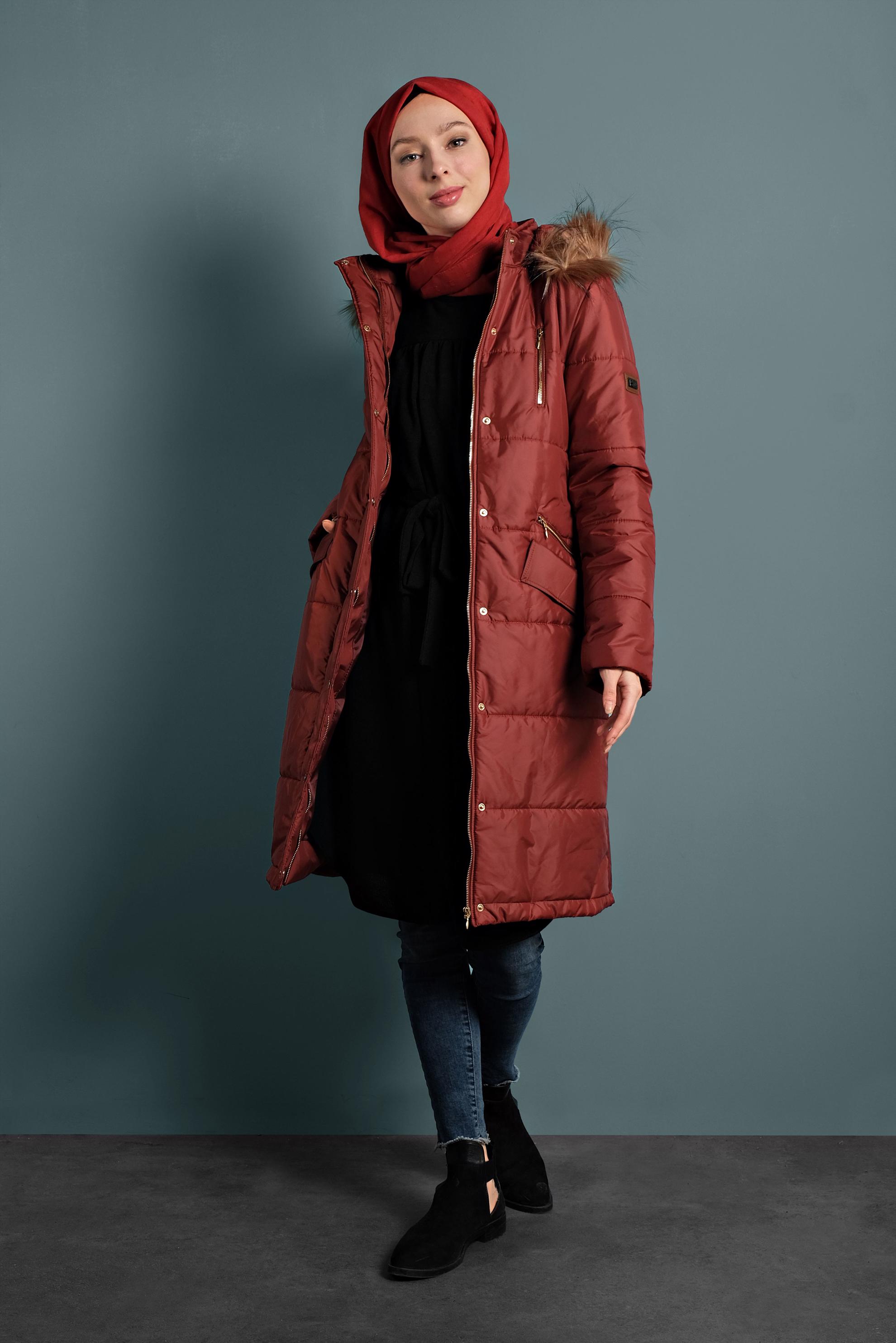 Tesettür giyim TURUNCU KEMERLİ ŞİŞME KABAN 90058