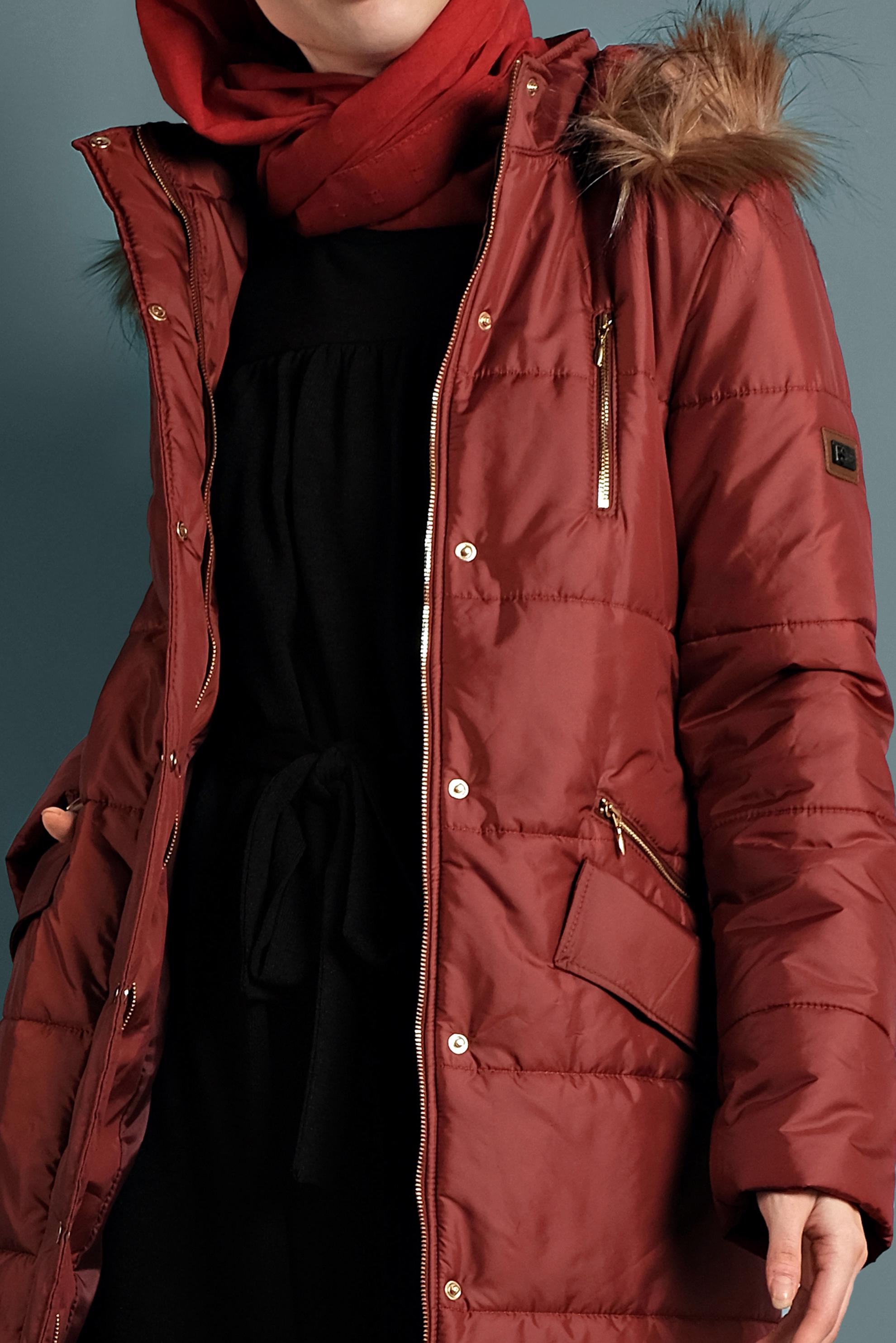 Tesettür giyim TURUNCU KEMERLİ ŞİŞME KABAN 90058