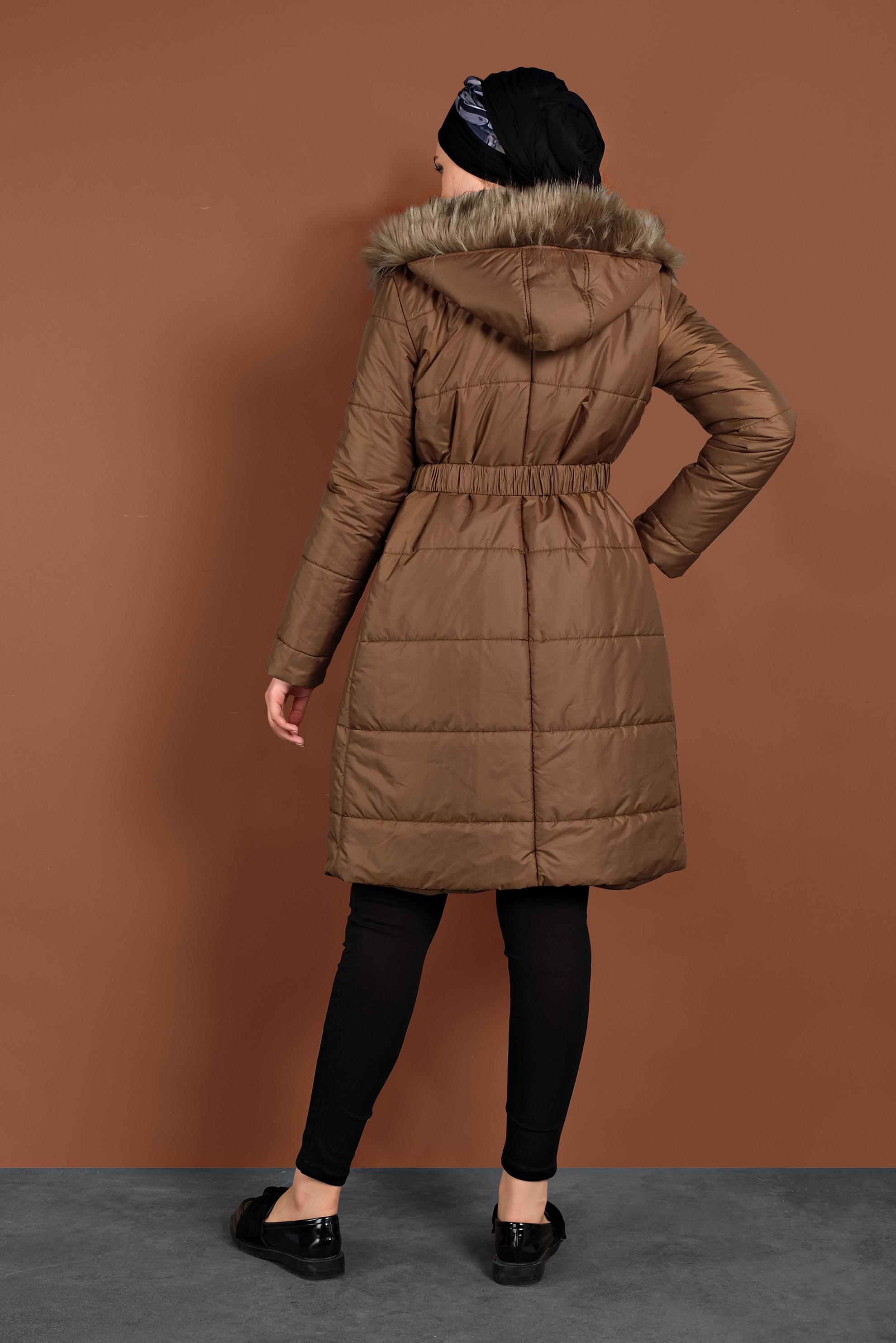 Tesettür giyim TABA KEMERLİ ŞİŞME KABAN 90058