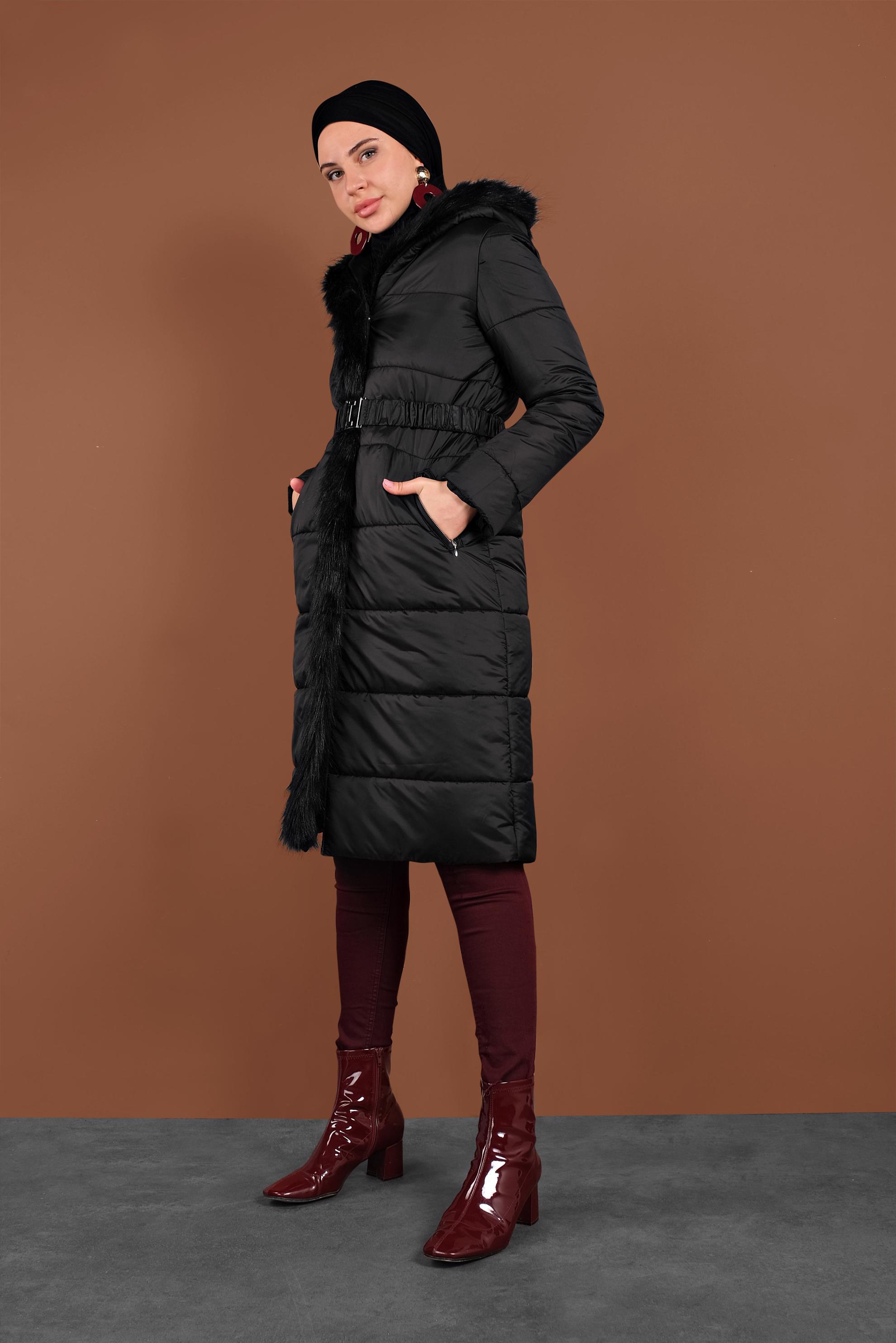 Tesettür giyim SİYAH KAPÜŞONLU ŞİŞME KABAN 90068