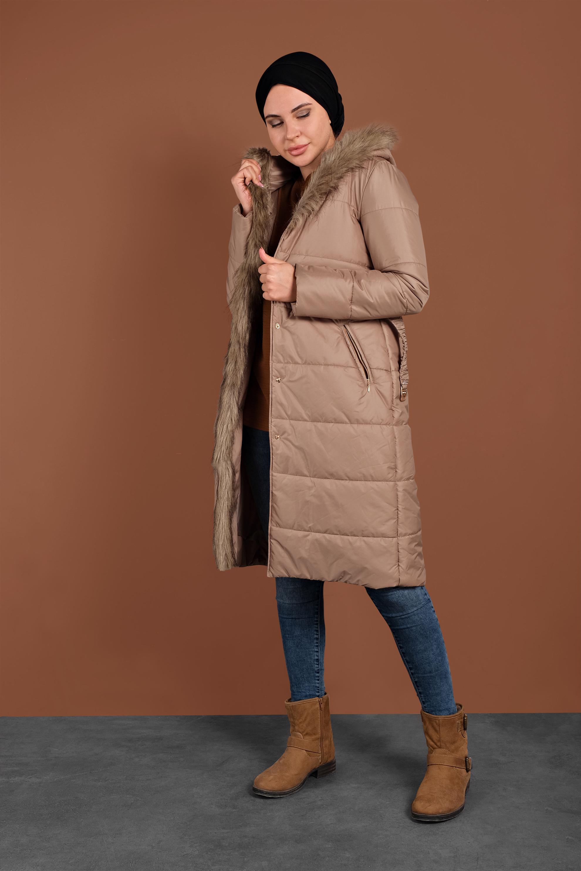 Tesettür giyim KAHVE KAPÜŞONLU ŞİŞME KABAN 90068