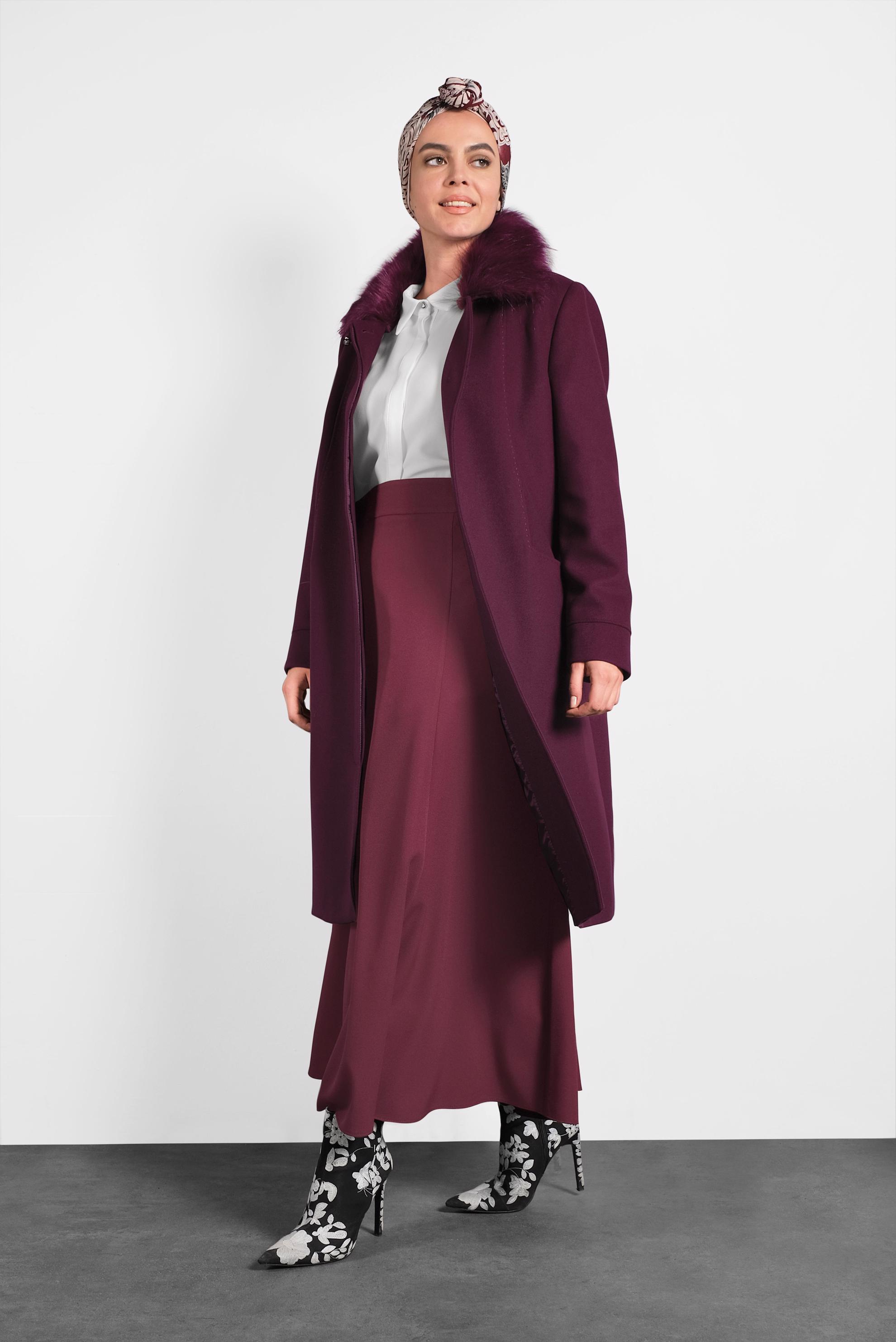 Hijab clothing CLARET RED FAUX-FUR COLLAR COAT 90070