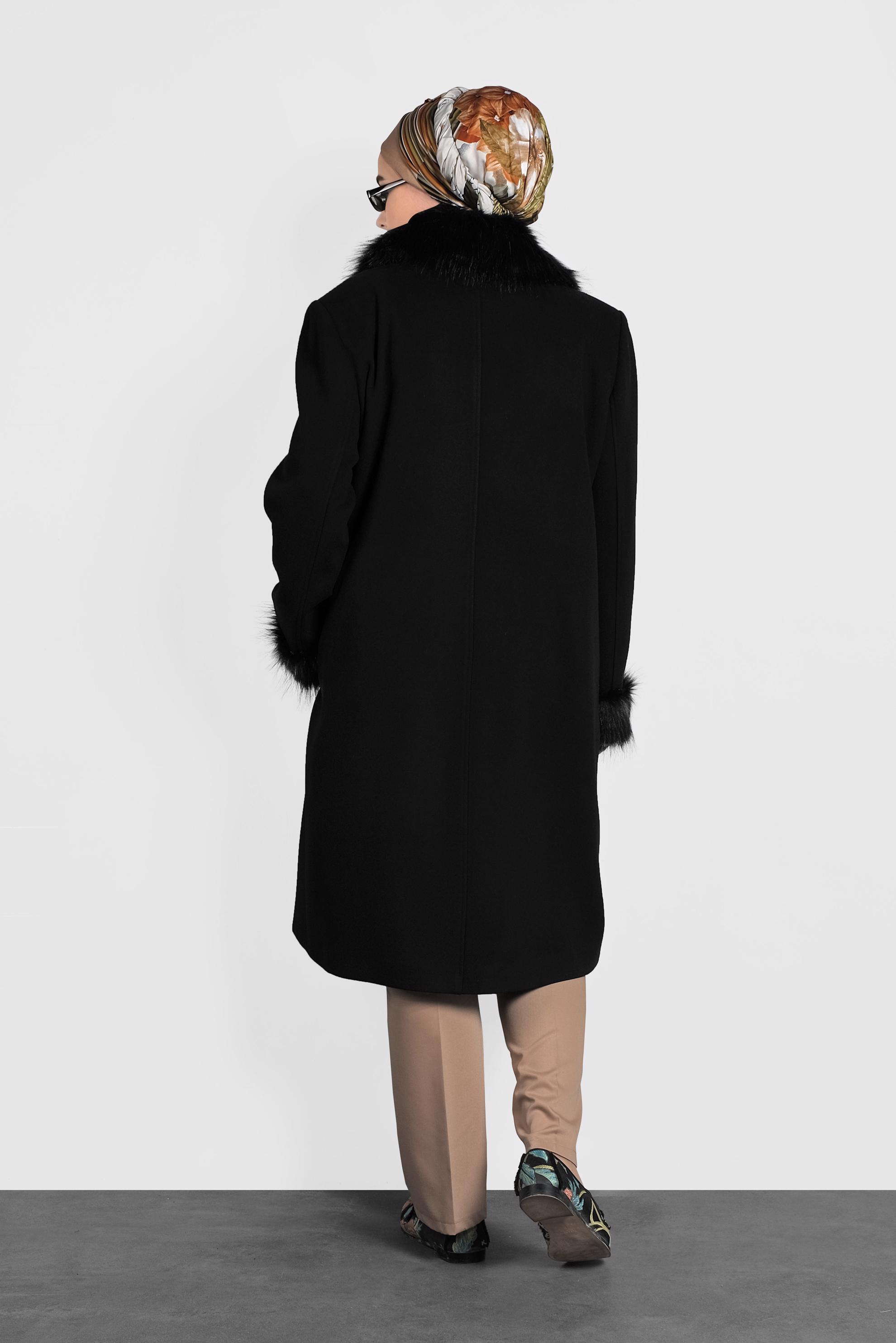 Hijab clothing BLACK FAUX-FUR DETAILED COAT 90072 