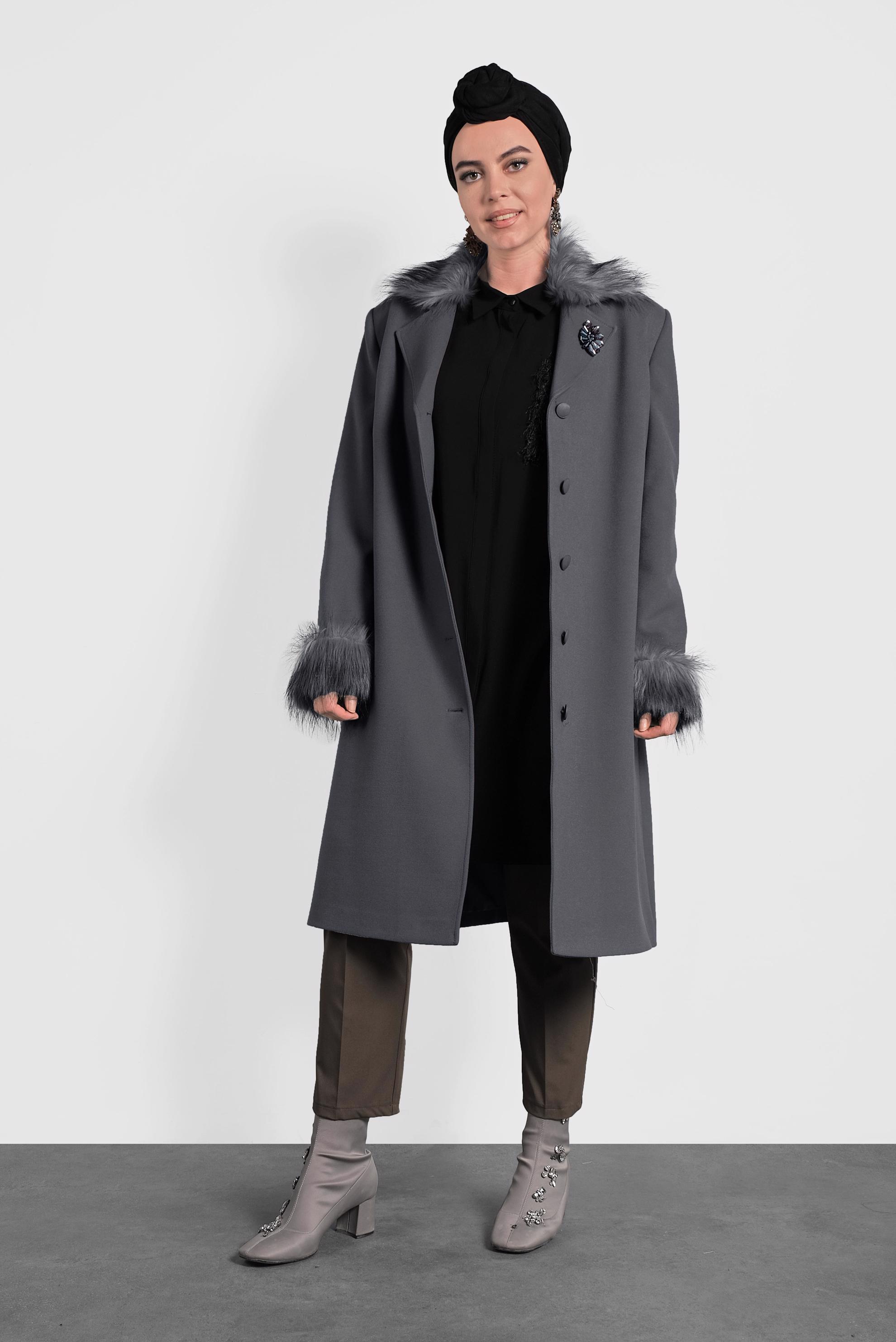 Vêtements hijab GRIS CABAN DÉTAILLÉ À FAUSSE FOURRURE 90072 