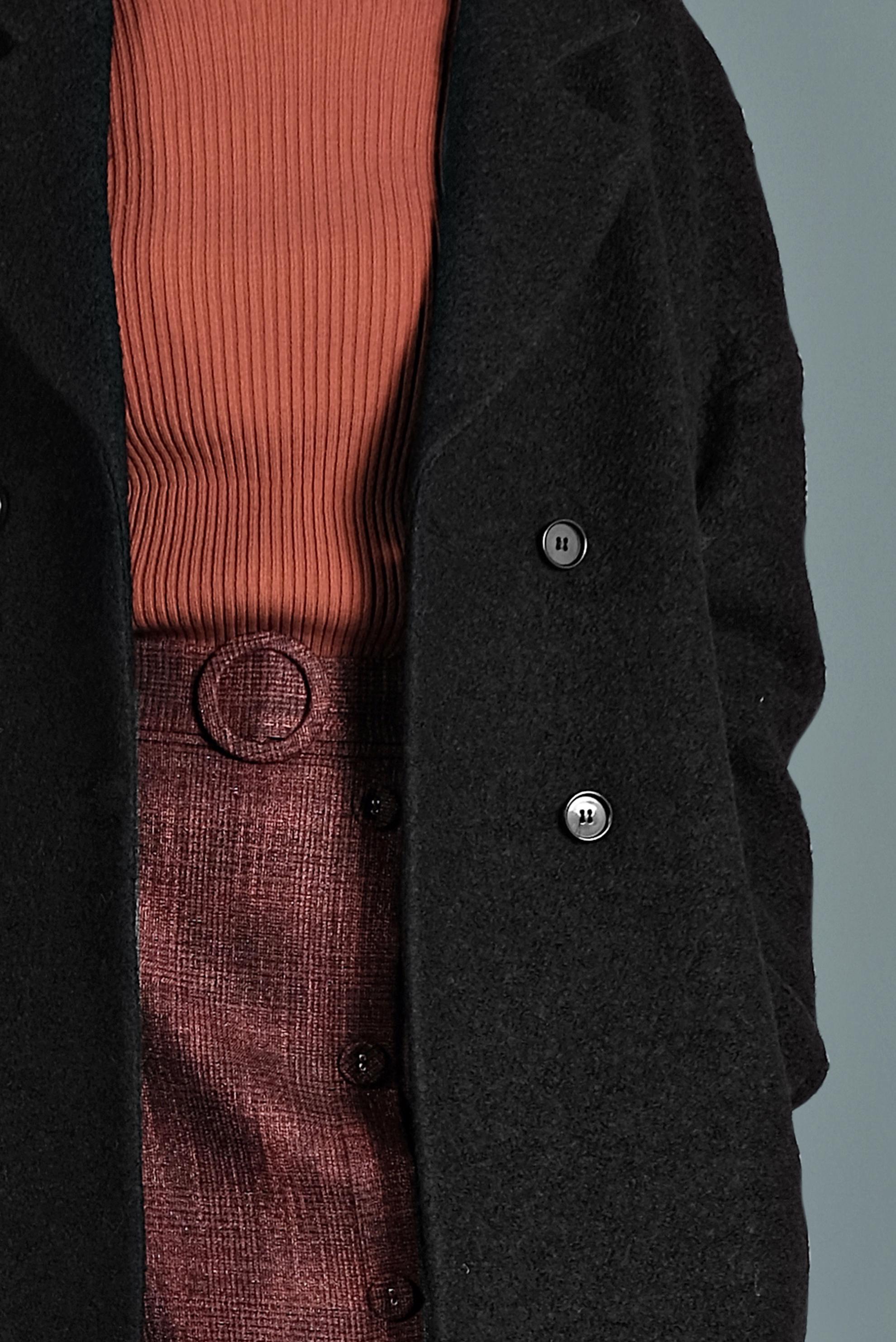 Tesettür giyim SİYAH KLASİK DÜĞMELİ KABAN 90073