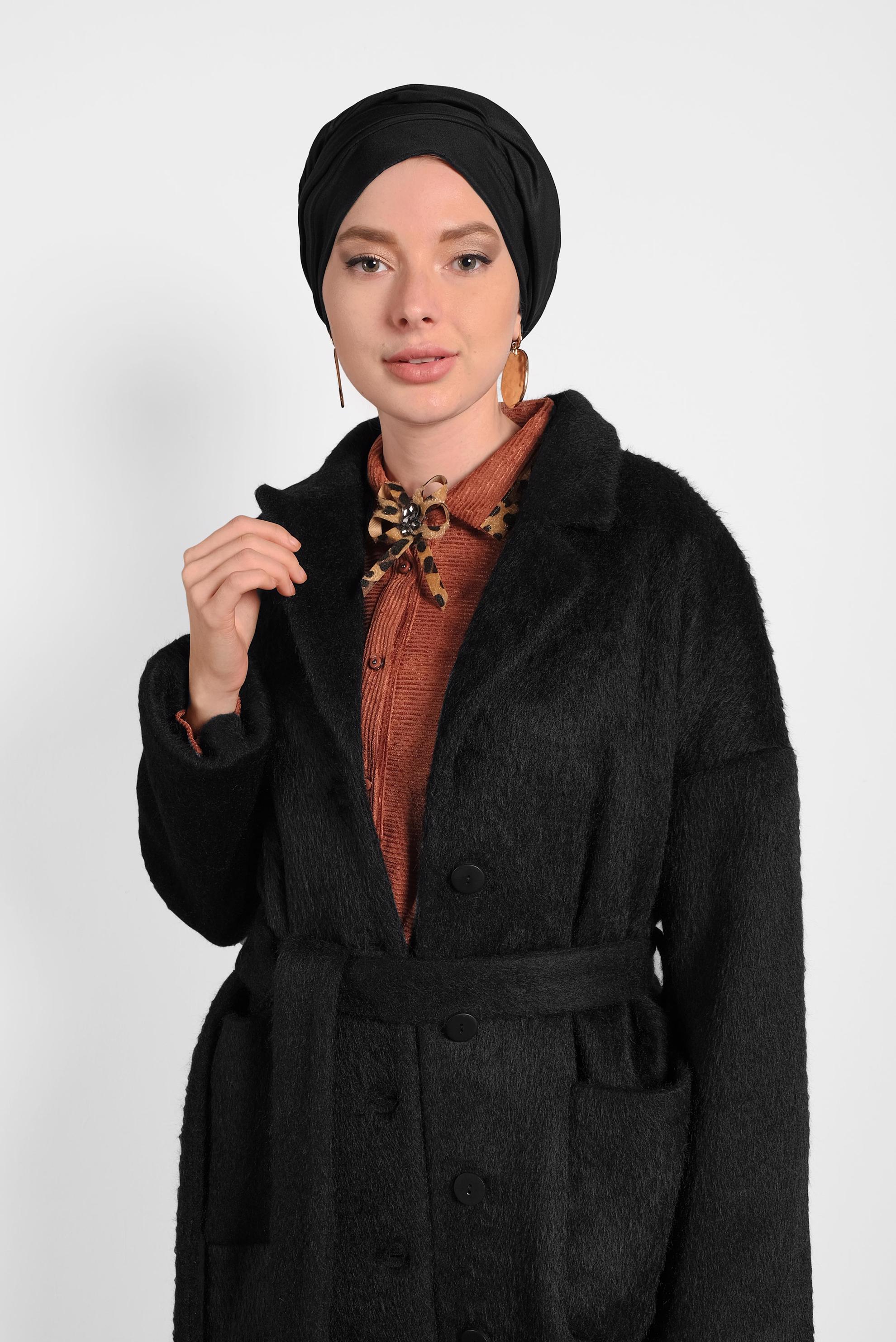 Tesettür giyim SİYAH KLASİK DÜĞMELİ KABAN 90074 