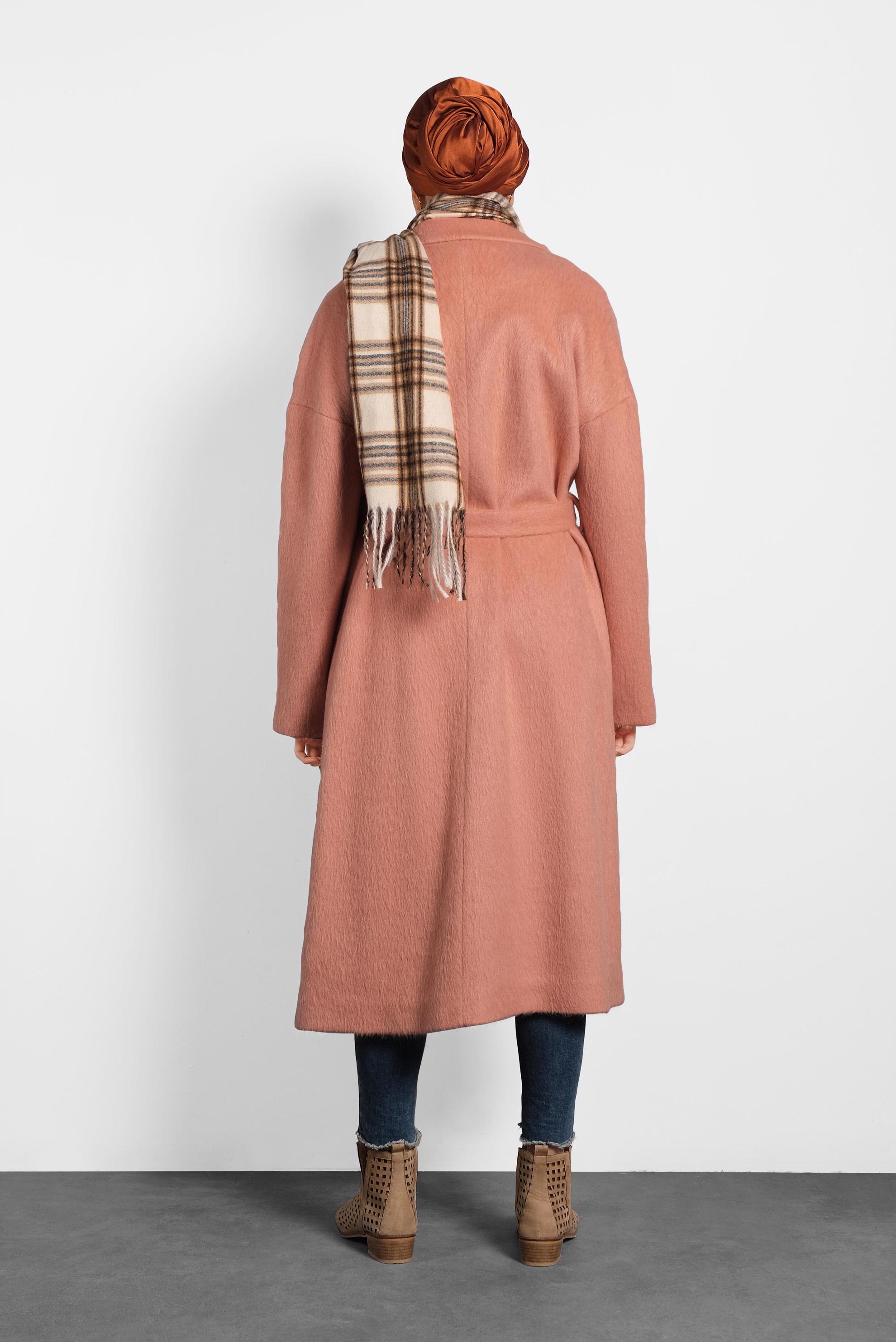 Tesettür giyim PEMBE KLASİK DÜĞMELİ KABAN 90074 