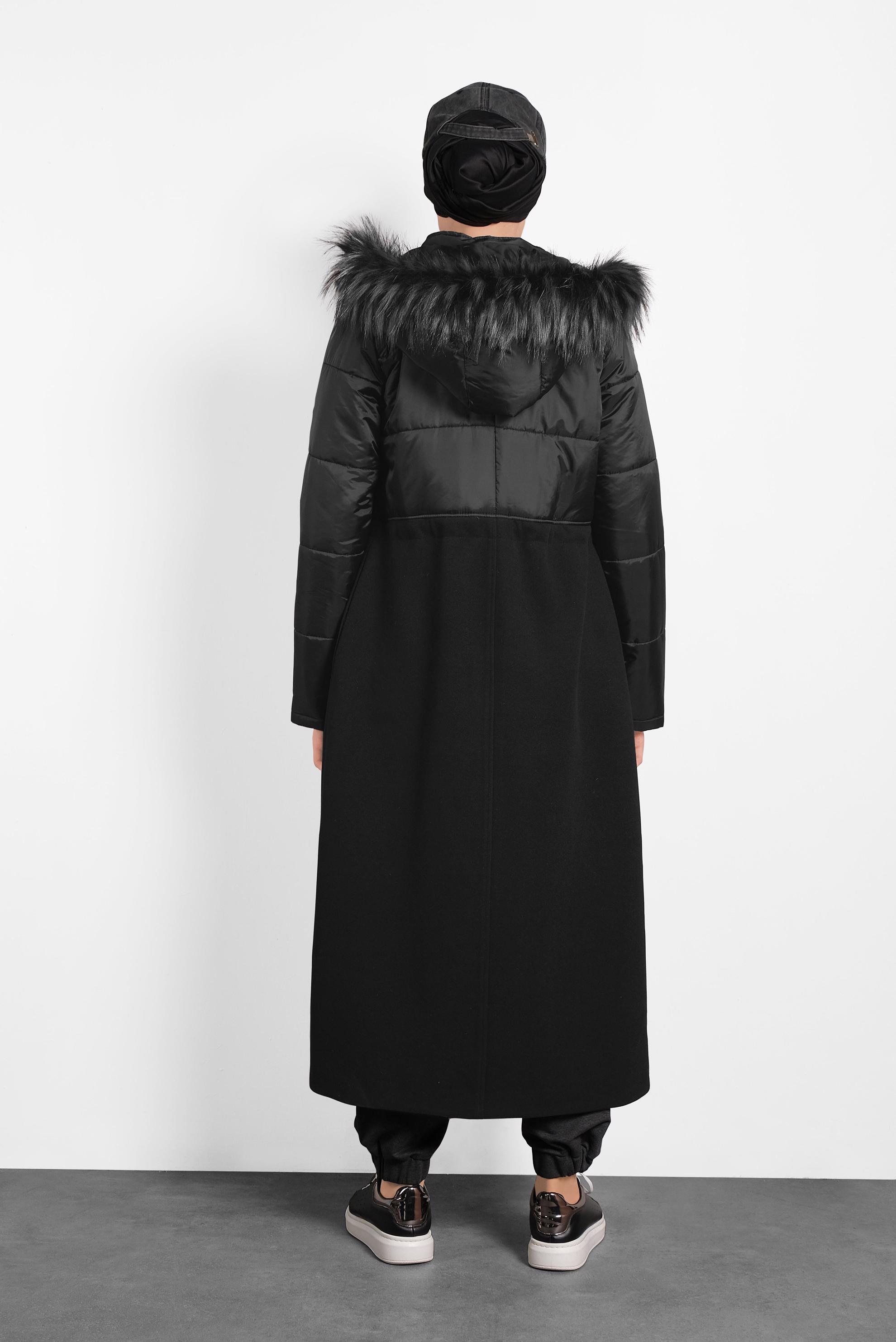 Tesettür giyim SİYAH KAPÜŞONLU KABAN 90075