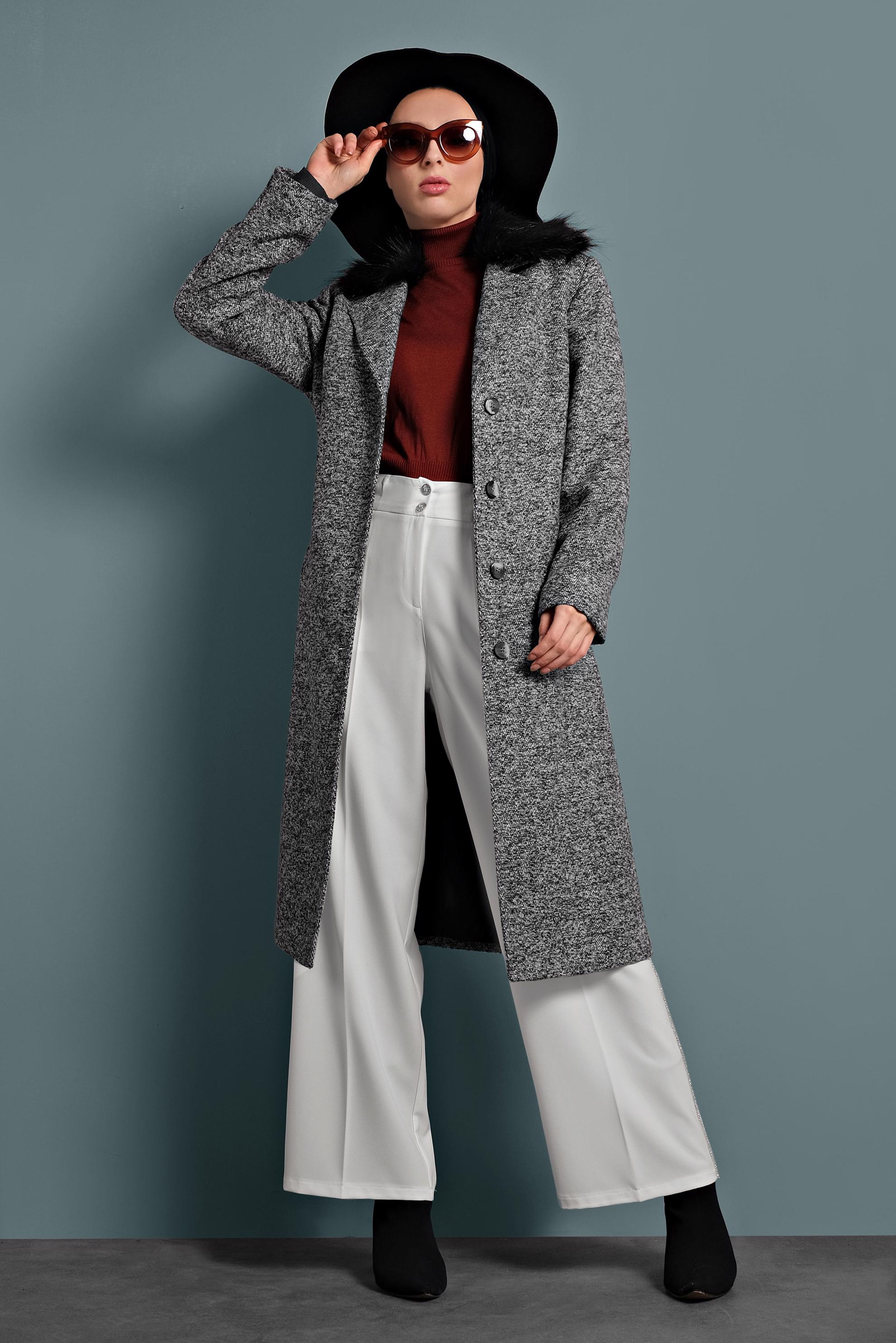 Tesettür giyim GRİ YAKASI KÜRKLÜ KEMERLİ KABAN 90079 