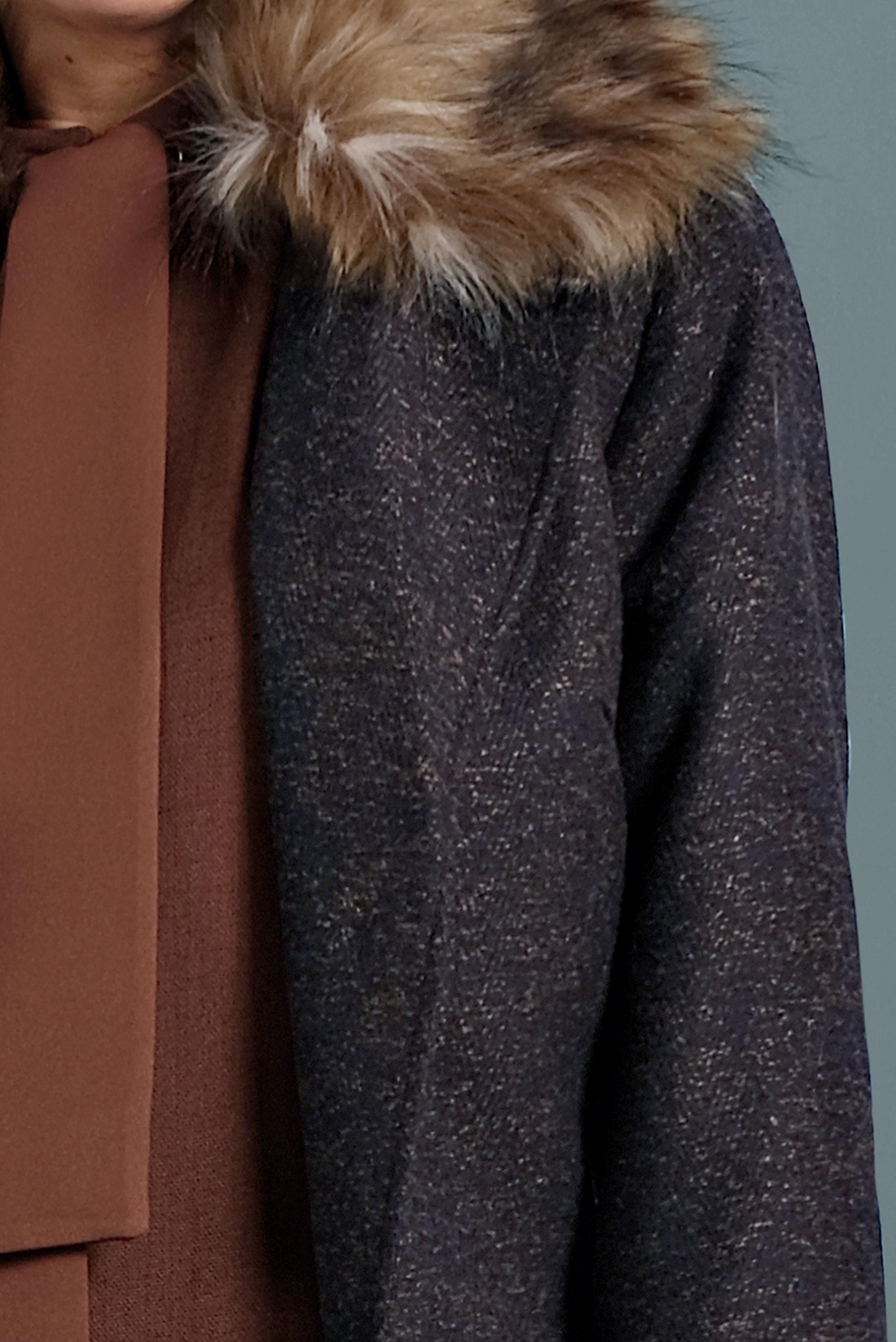 Tesettür giyim LACİVERT YAKASI KÜRKLÜ KEMERLİ KABAN 90079 