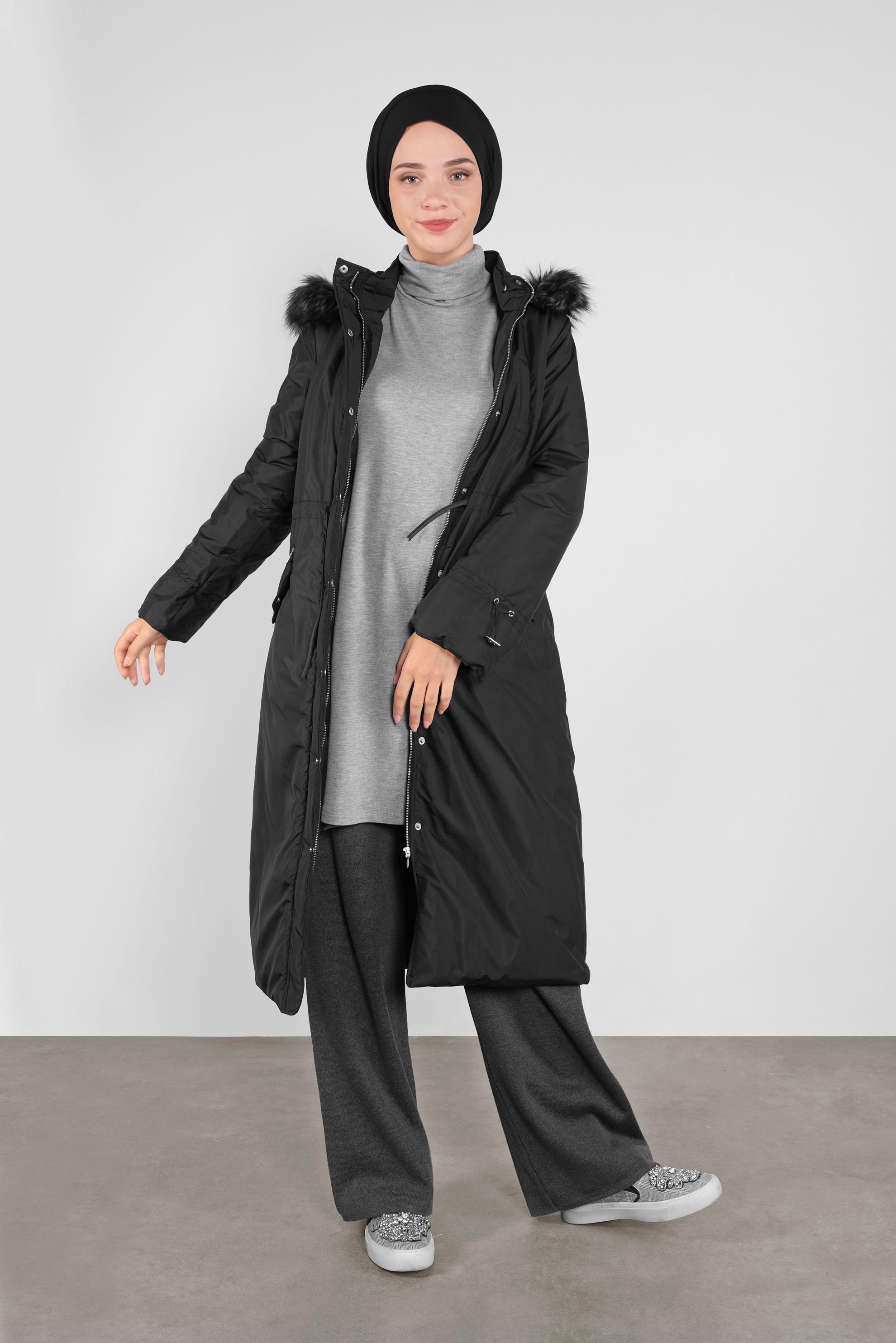 Tesettür giyim SİYAH BELİ BAĞCIKLI KAPÜŞONLU KABAN 90083 