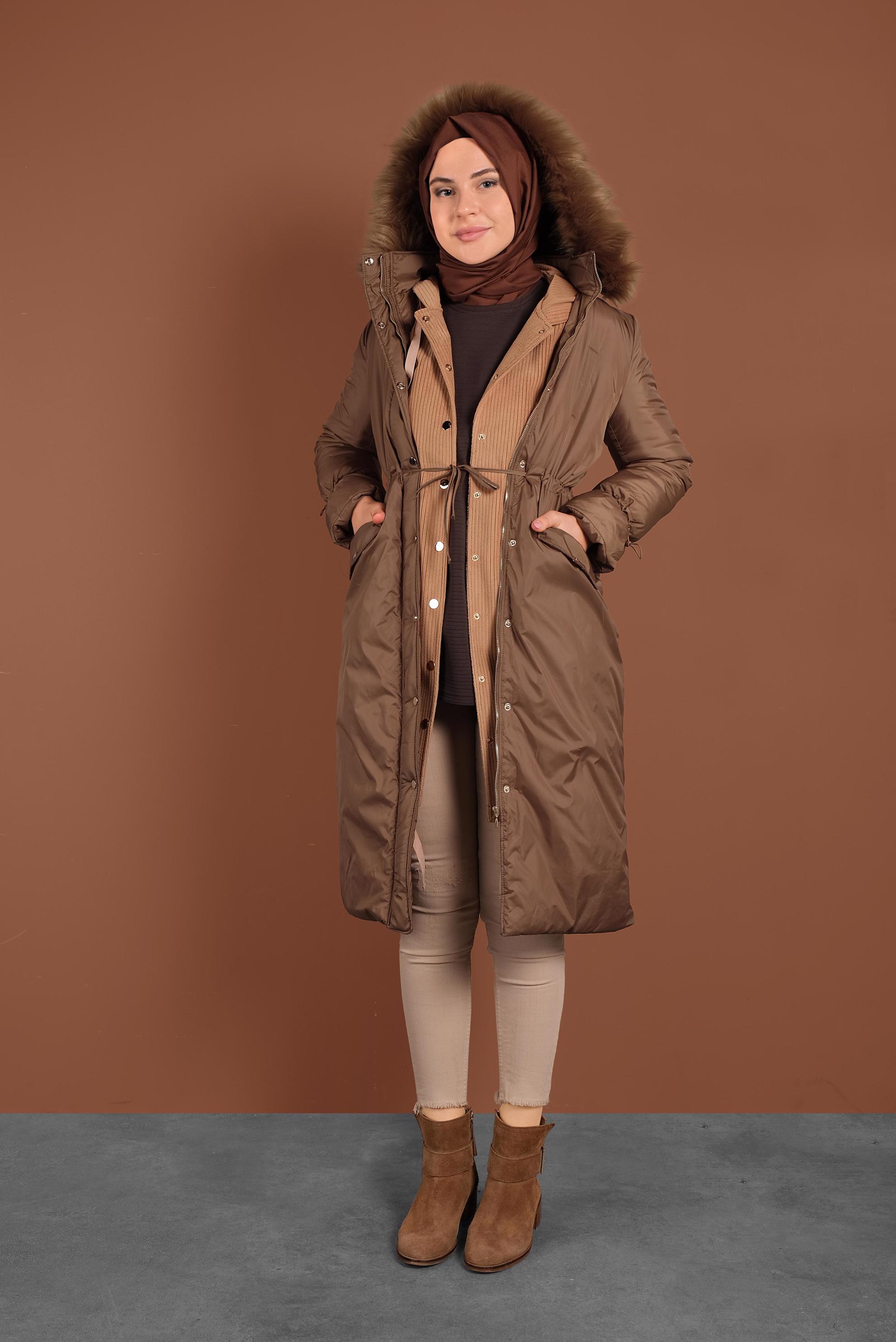 Tesettür giyim TABA BELİ BAĞCIKLI KAPÜŞONLU KABAN 90083 