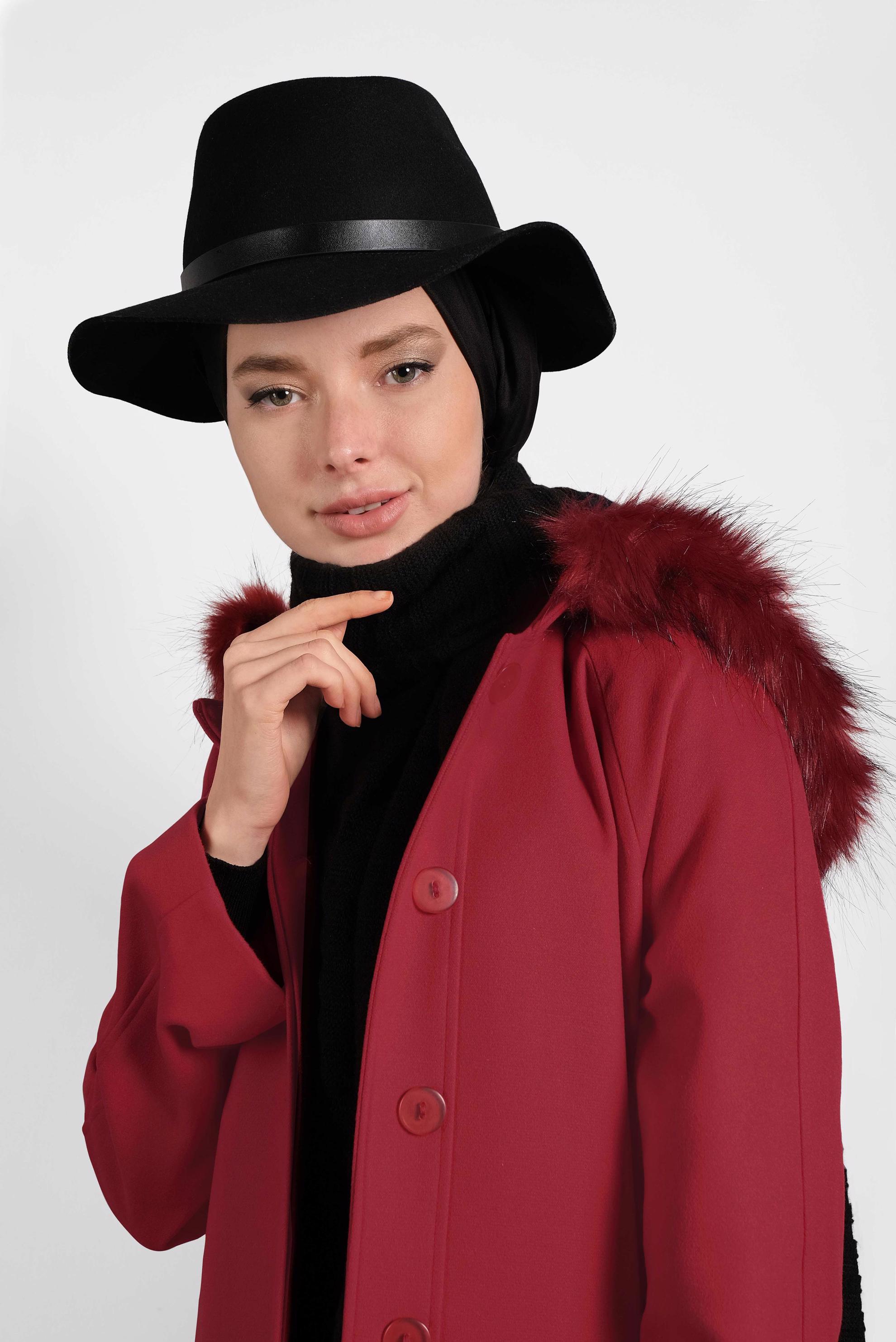 Tesettür giyim KIRMIZI KAPÜŞONLU KABAN 90084 