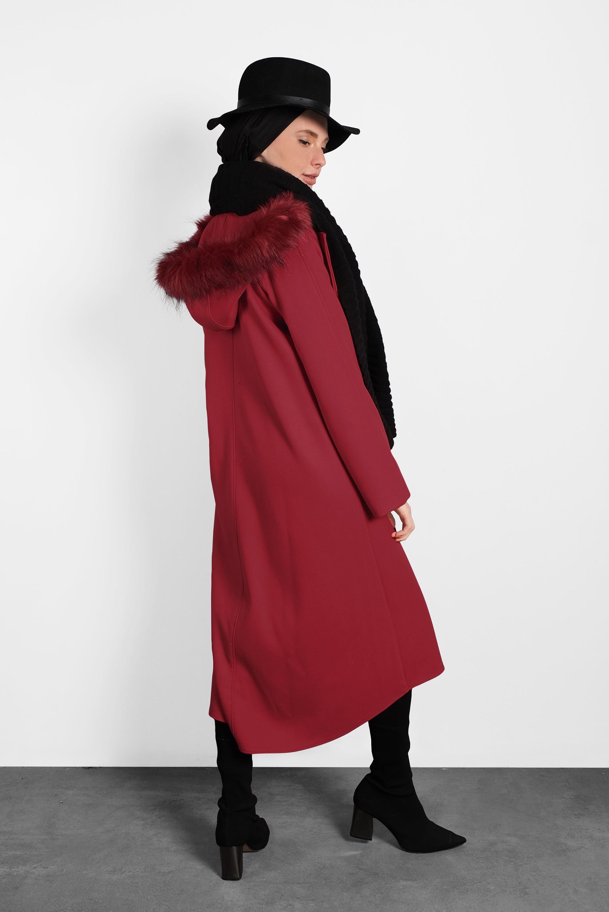 Tesettür giyim KIRMIZI KAPÜŞONLU KABAN 90084 