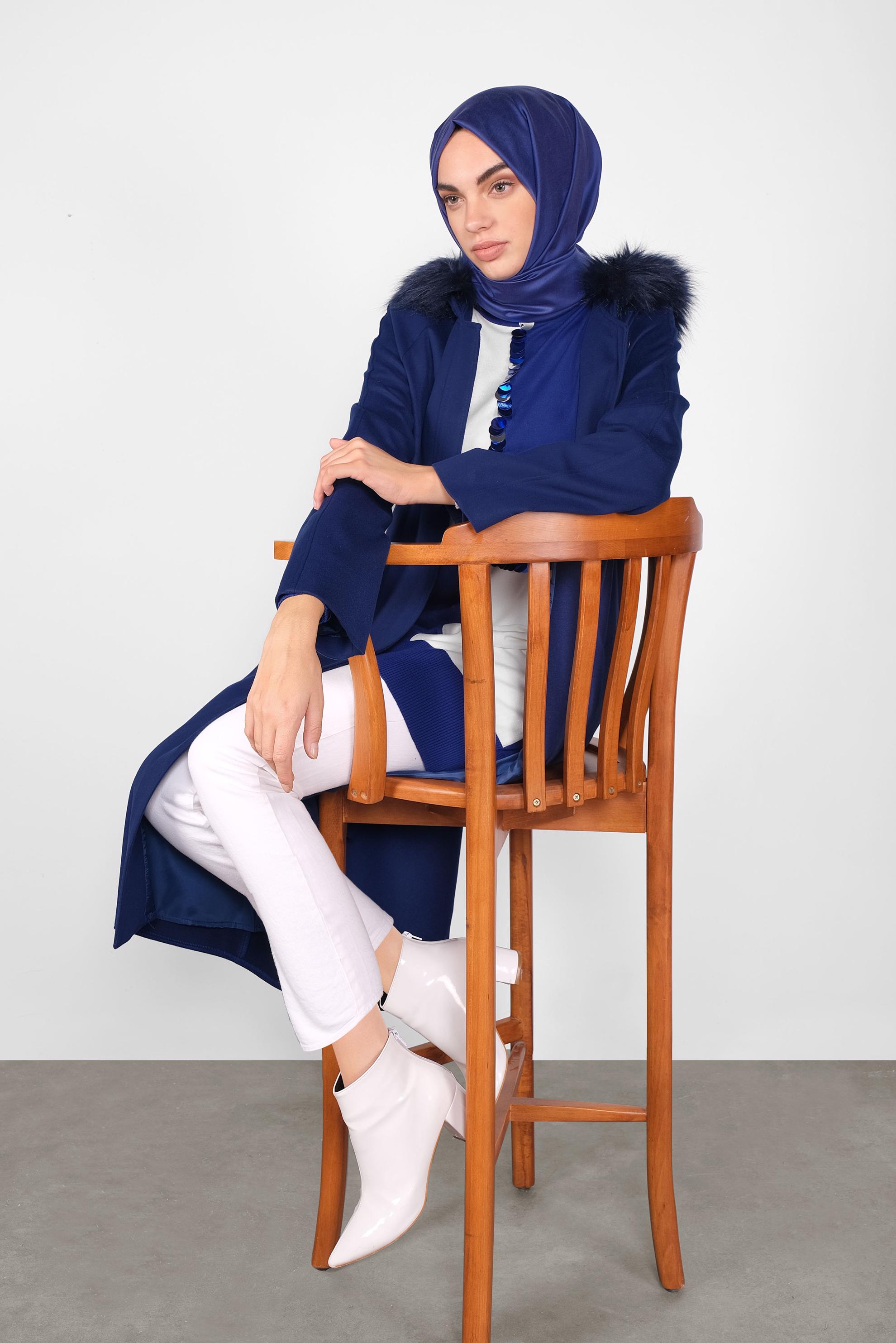 Tesettür giyim LACİVERT KAPÜŞONLU KABAN 90084 