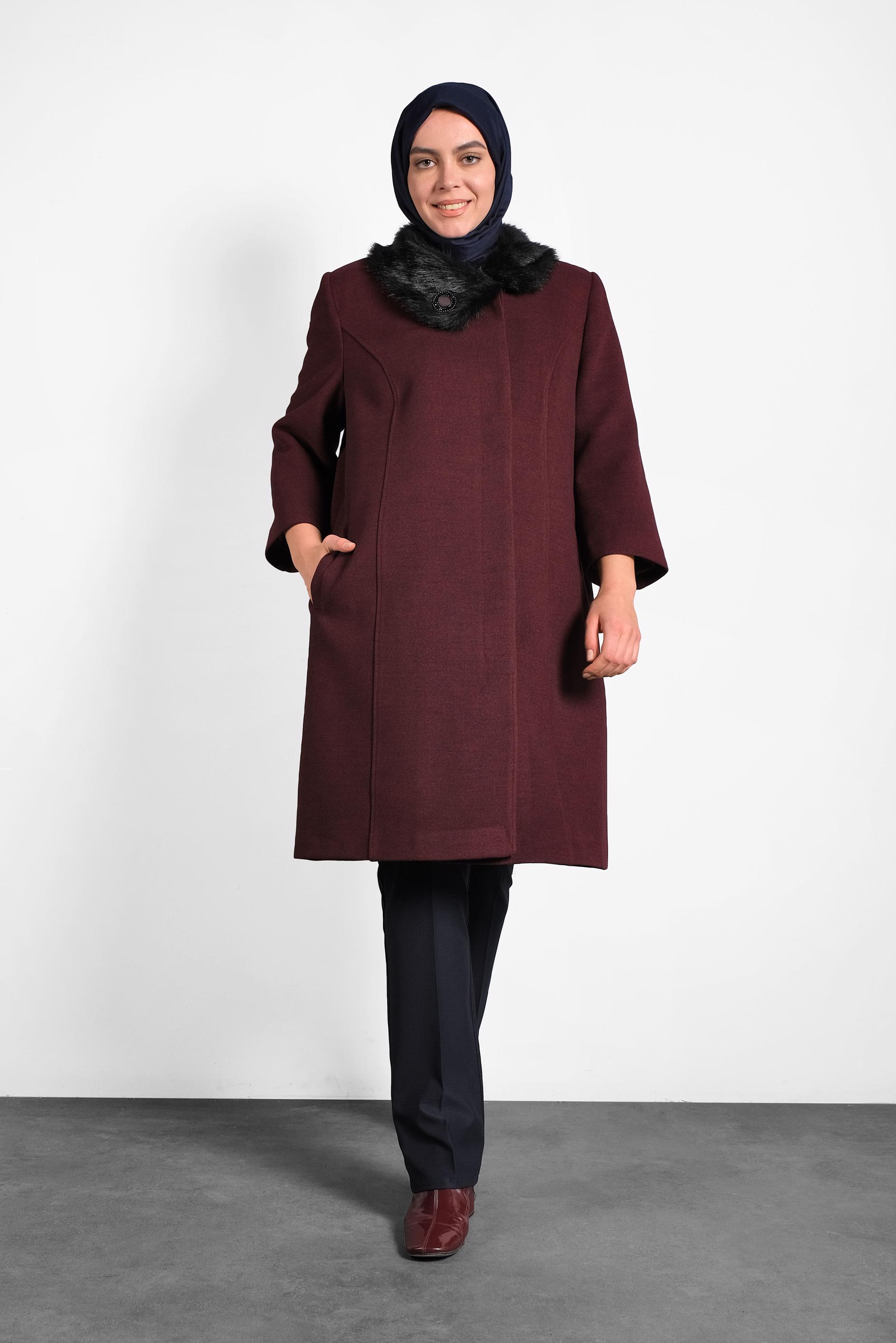 Tesettür giyim BORDO TRUVAKAR KOL KÜRKLÜ KABAN 90086 
